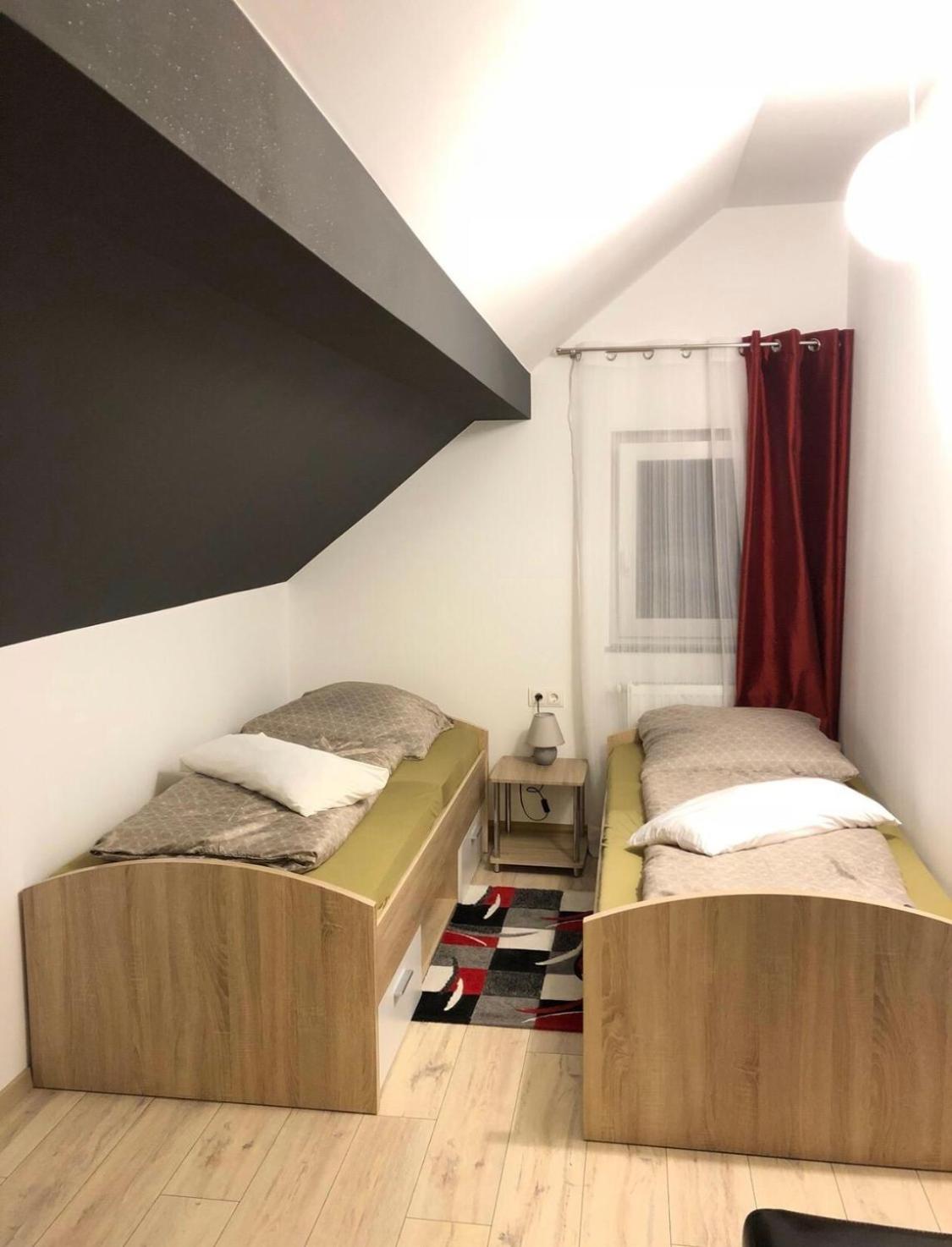 Two-Bedroom Apartment with Balcony - Photo 11