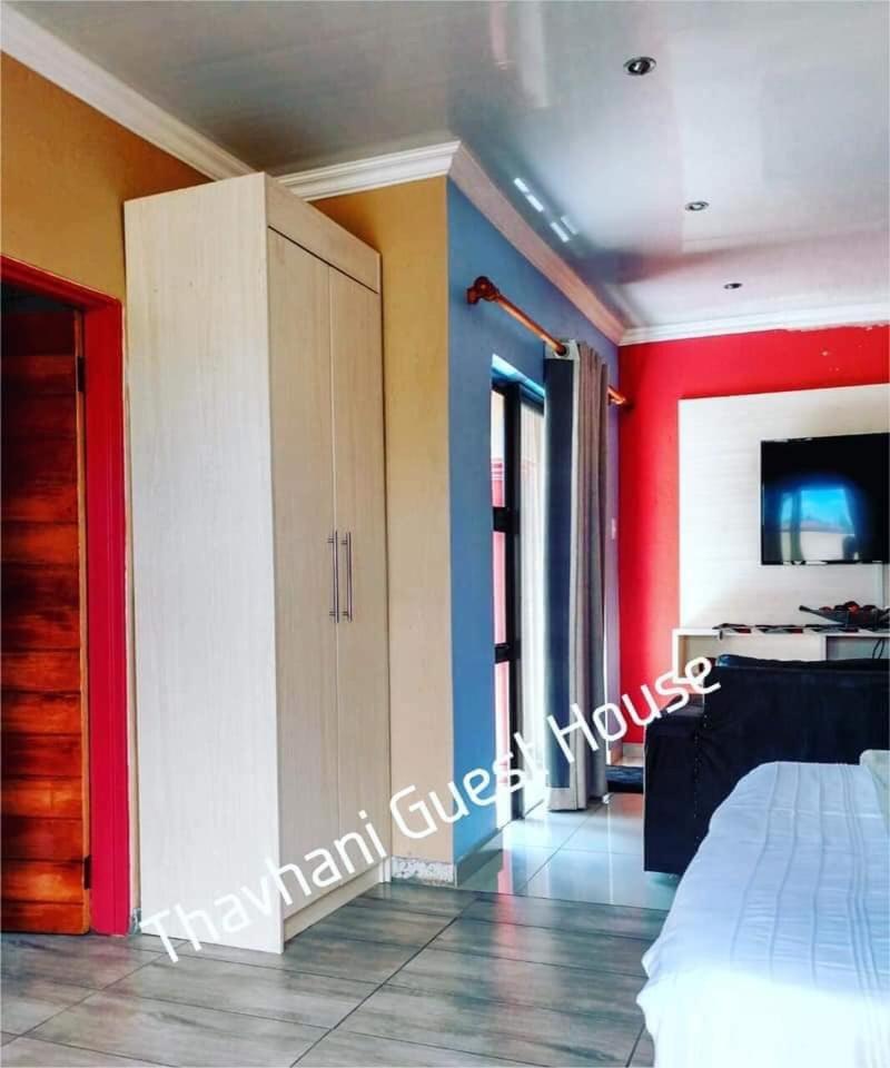 Executive Suite - Photo 1