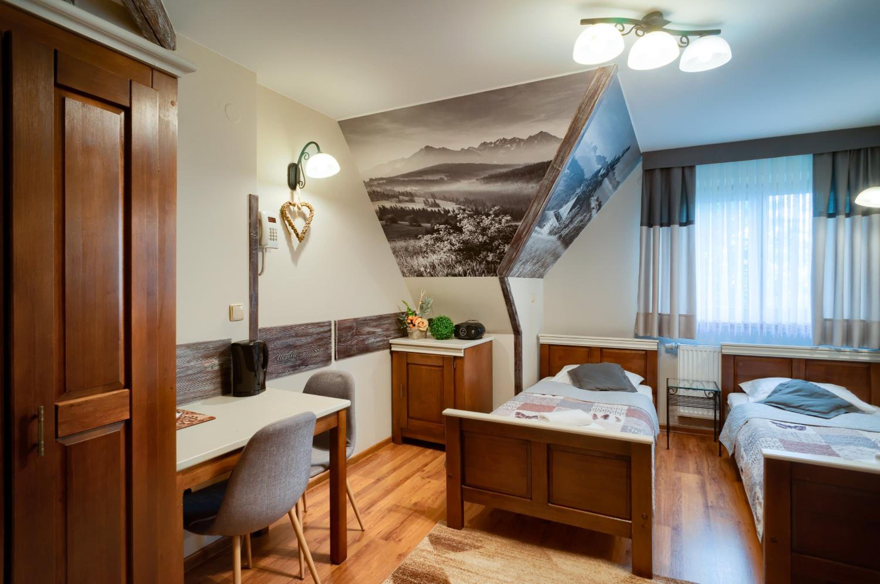 Double or Twin Room - Photo 15