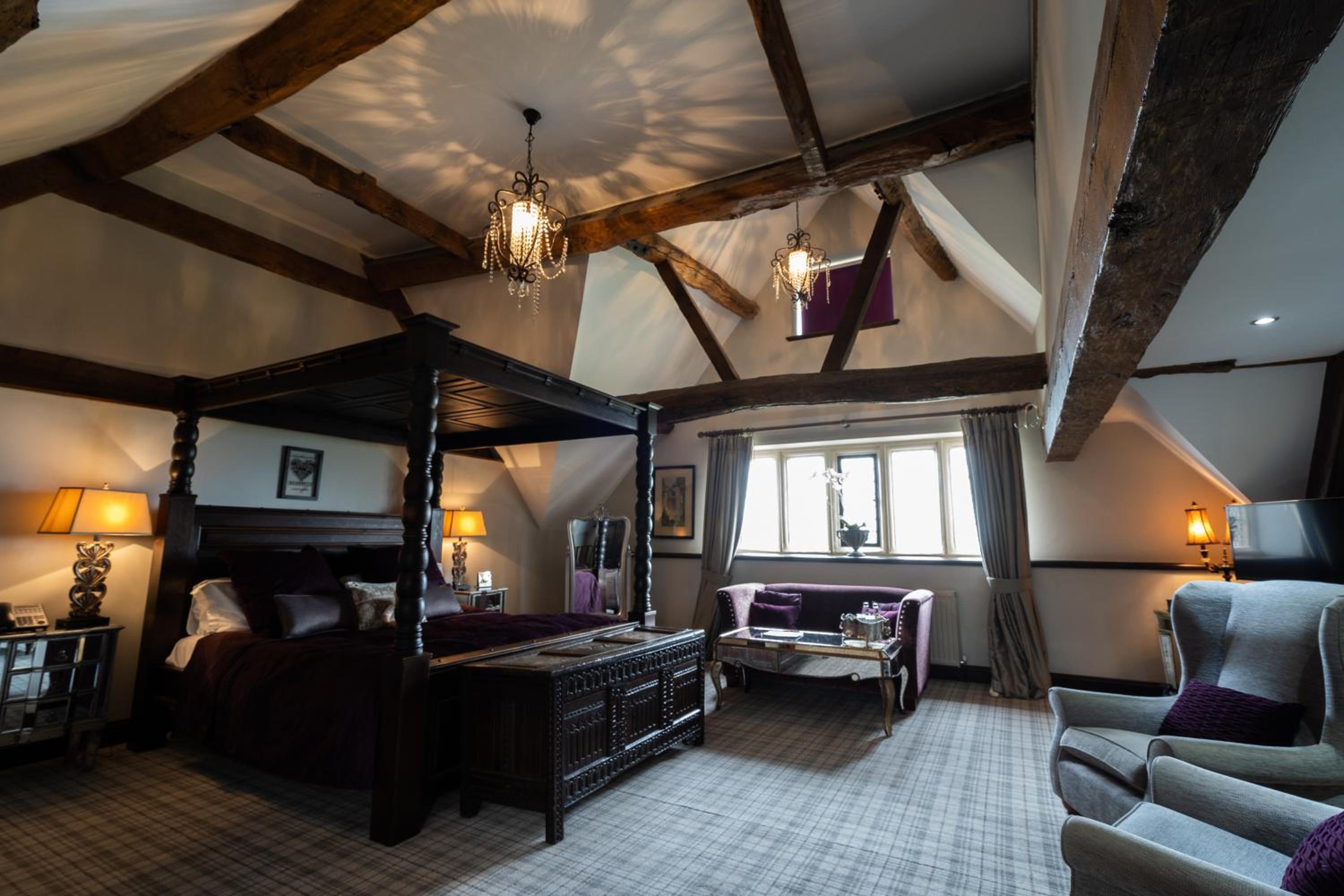 Luxury Suite photo 2