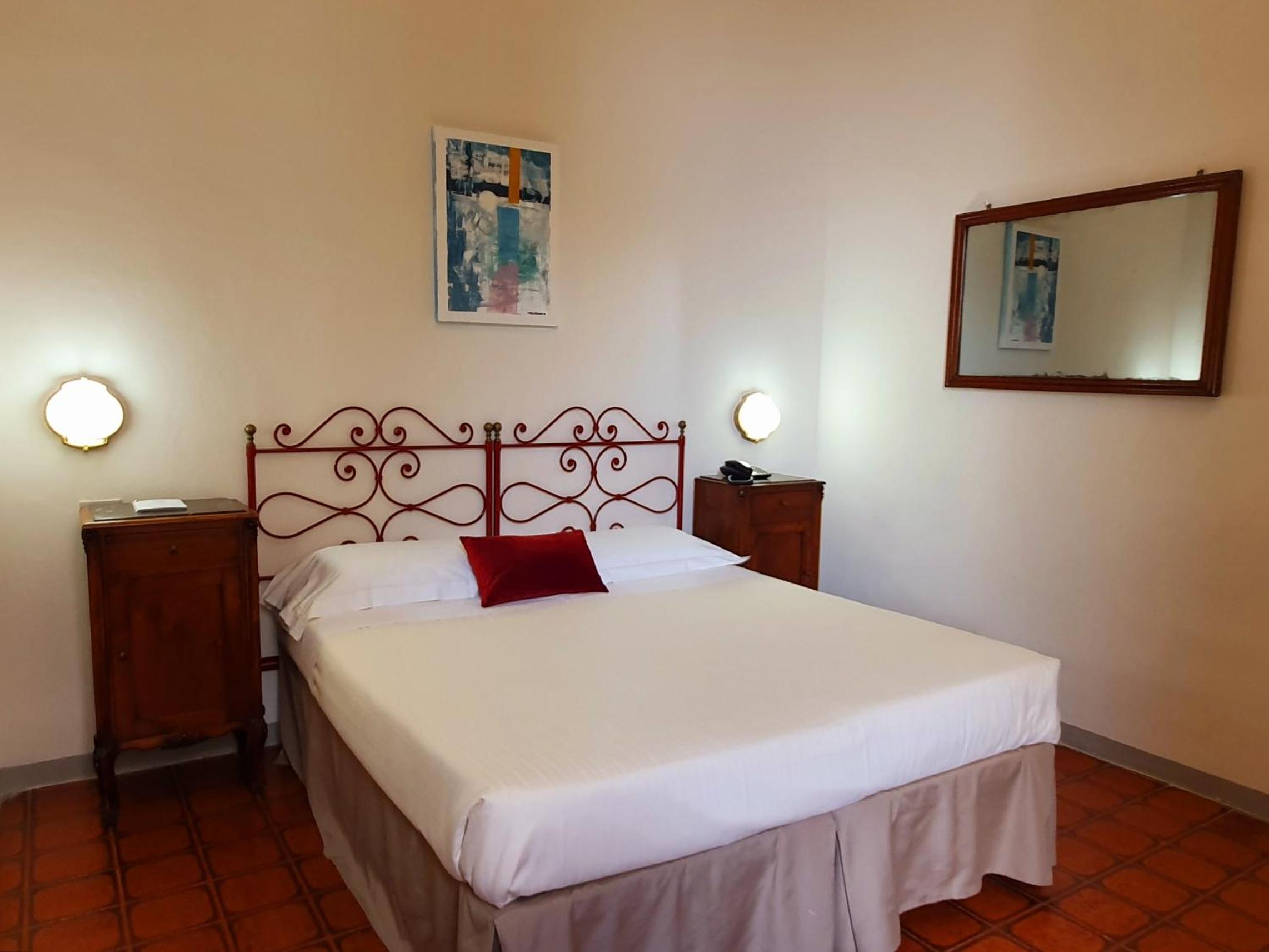 Standard Double Room photo 1