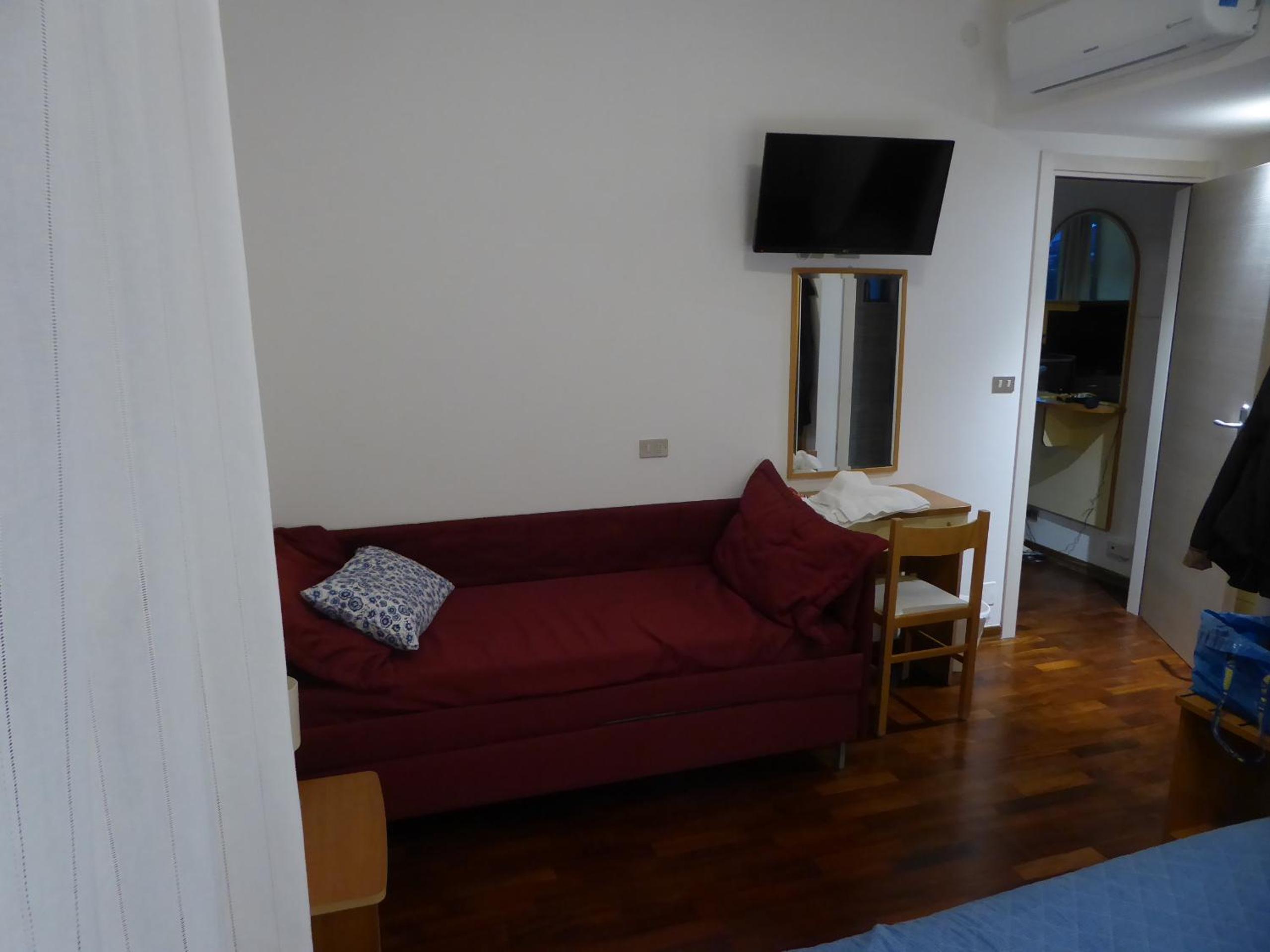 Family Room - Photo 1