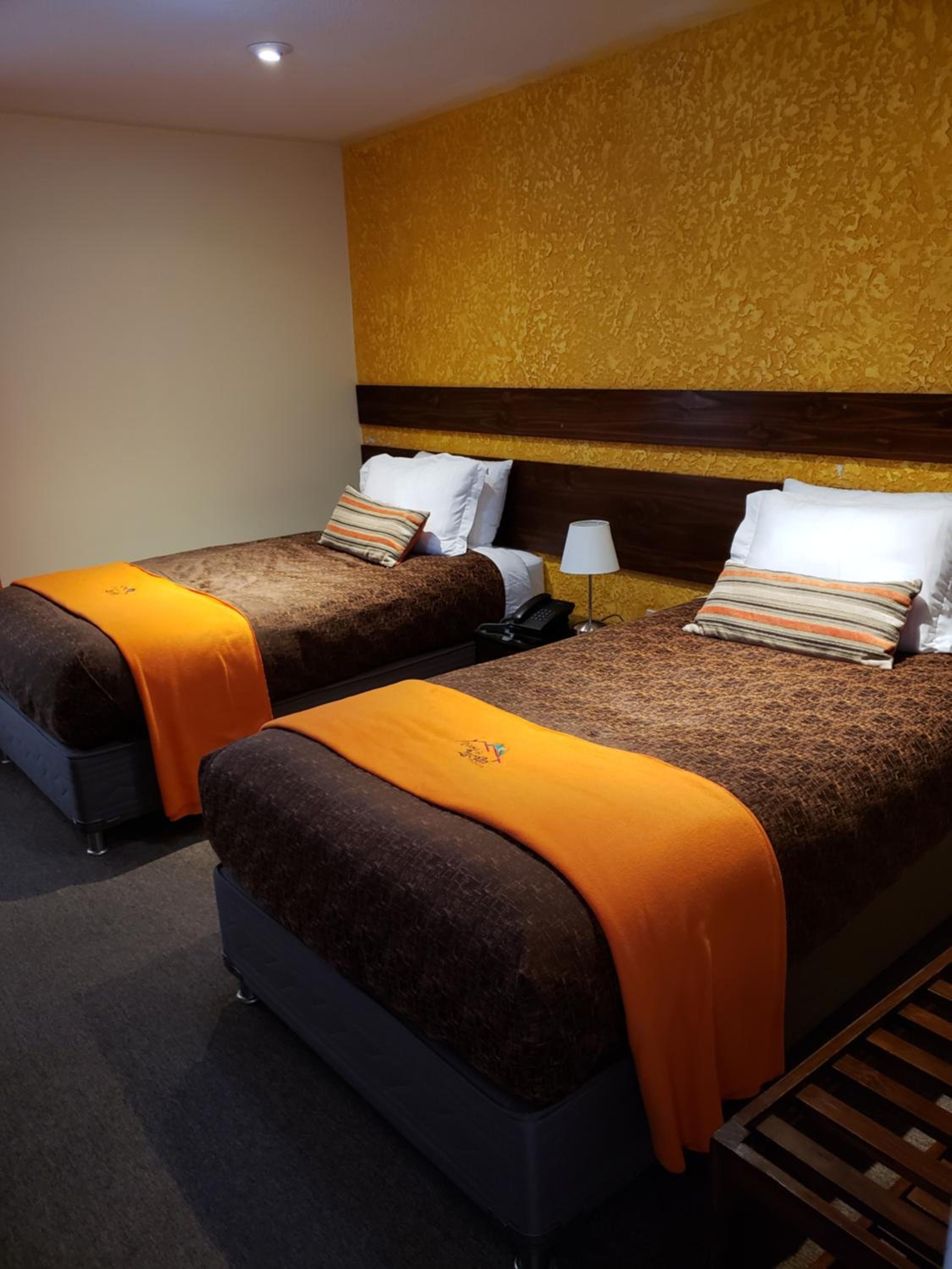 Standard Queen Room with Two Queen Beds photo 3