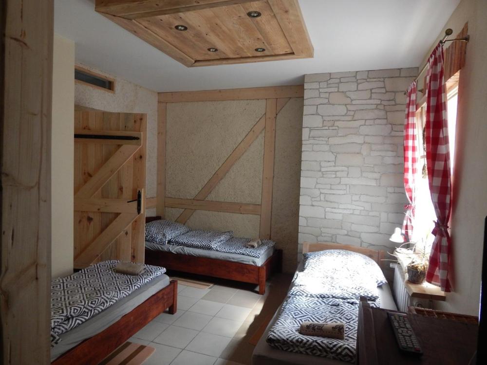Triple Room - Photo 1