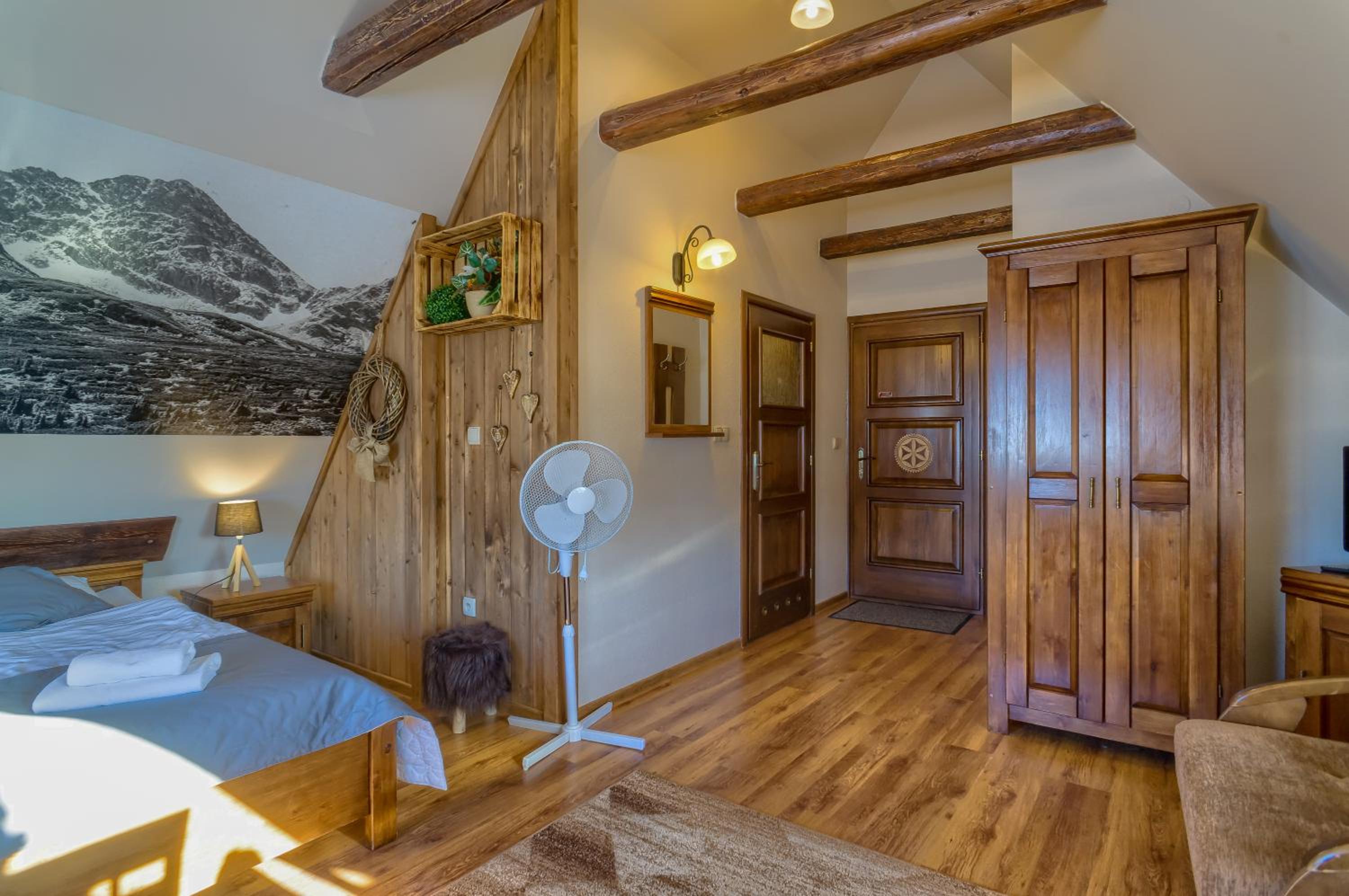 Triple Room - Photo 19