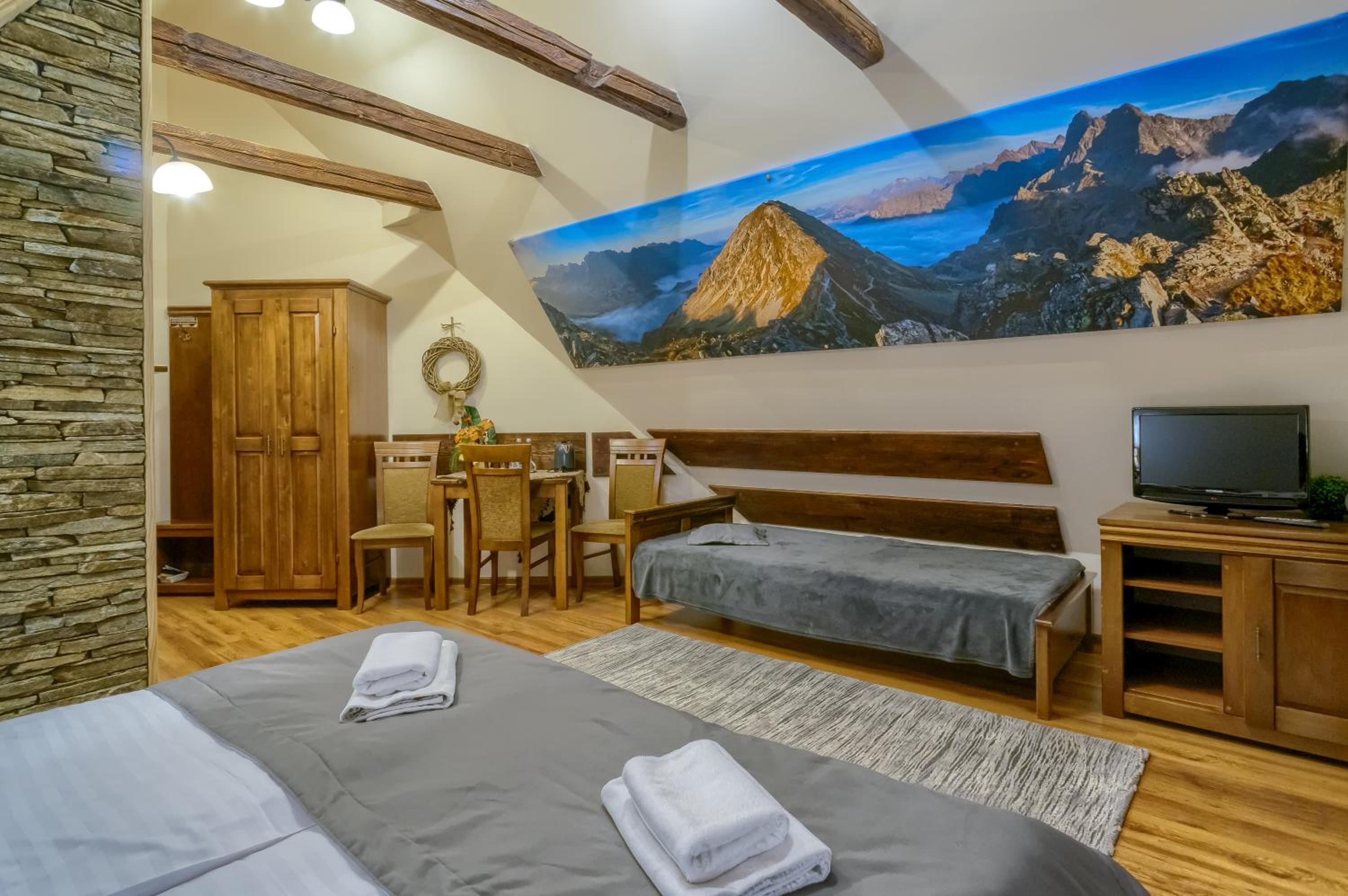 Triple Room - Photo 25