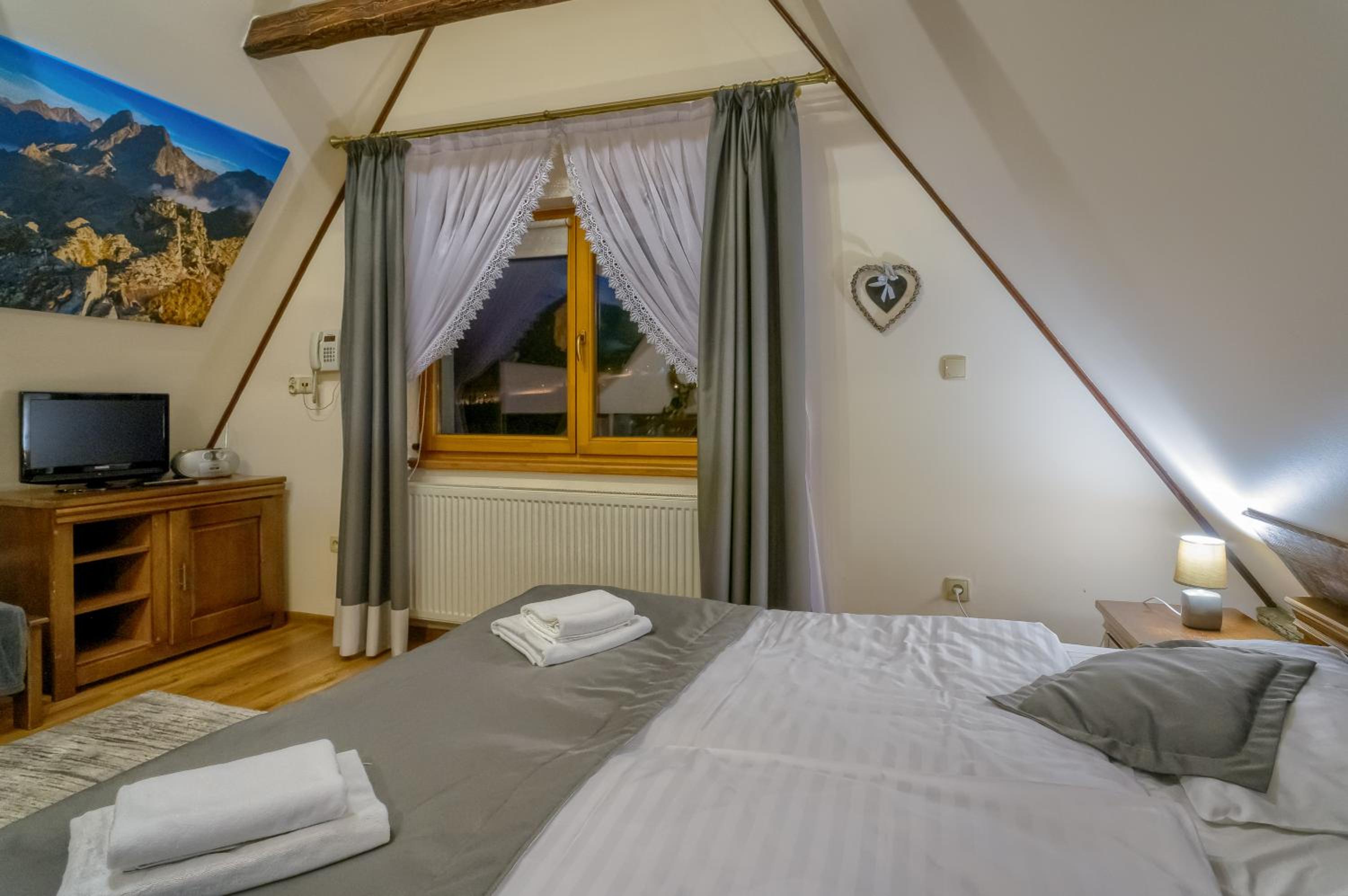 Triple Room - Photo 28