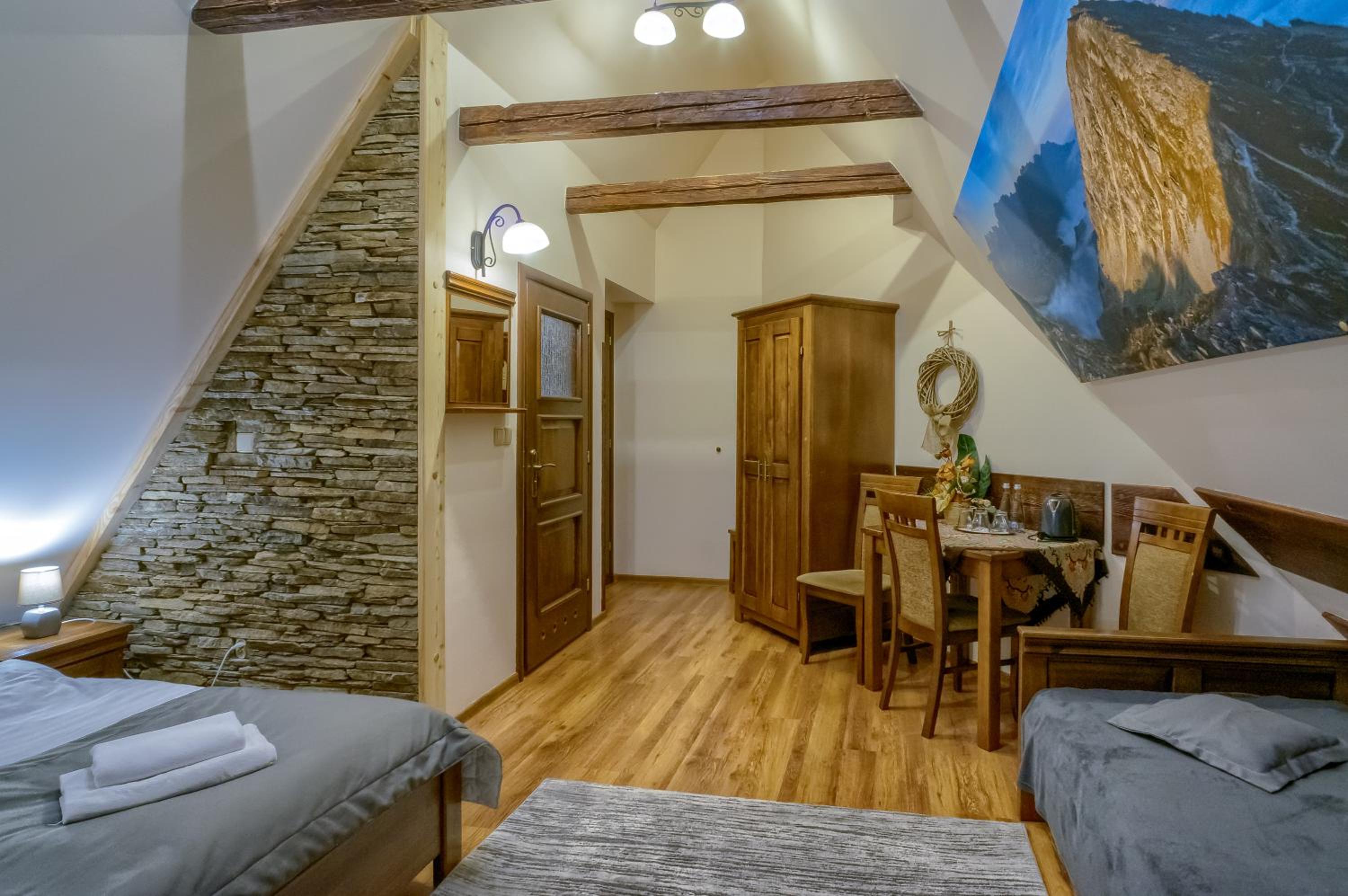 Triple Room - Photo 31