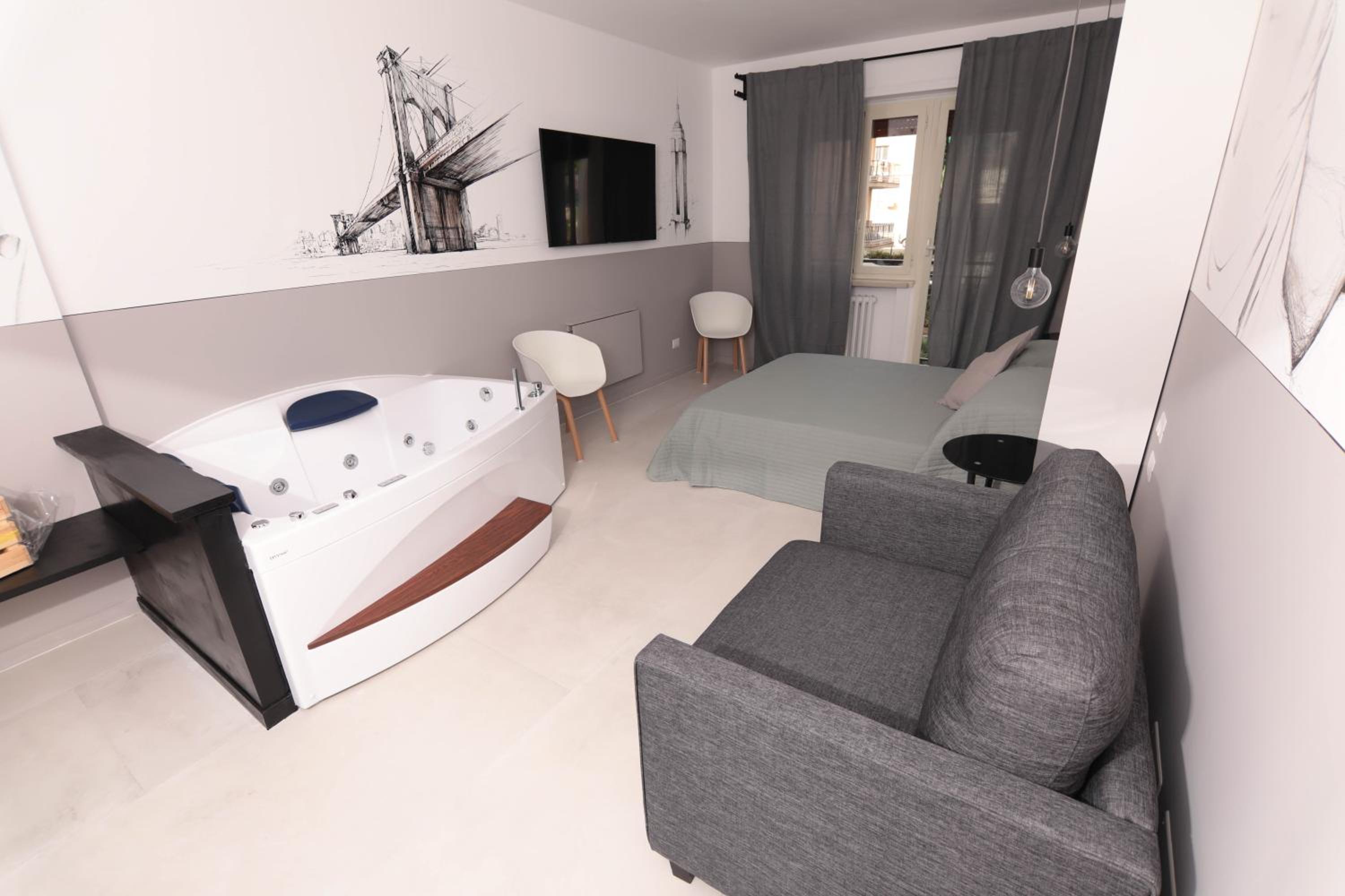 Suite with Spa Bath