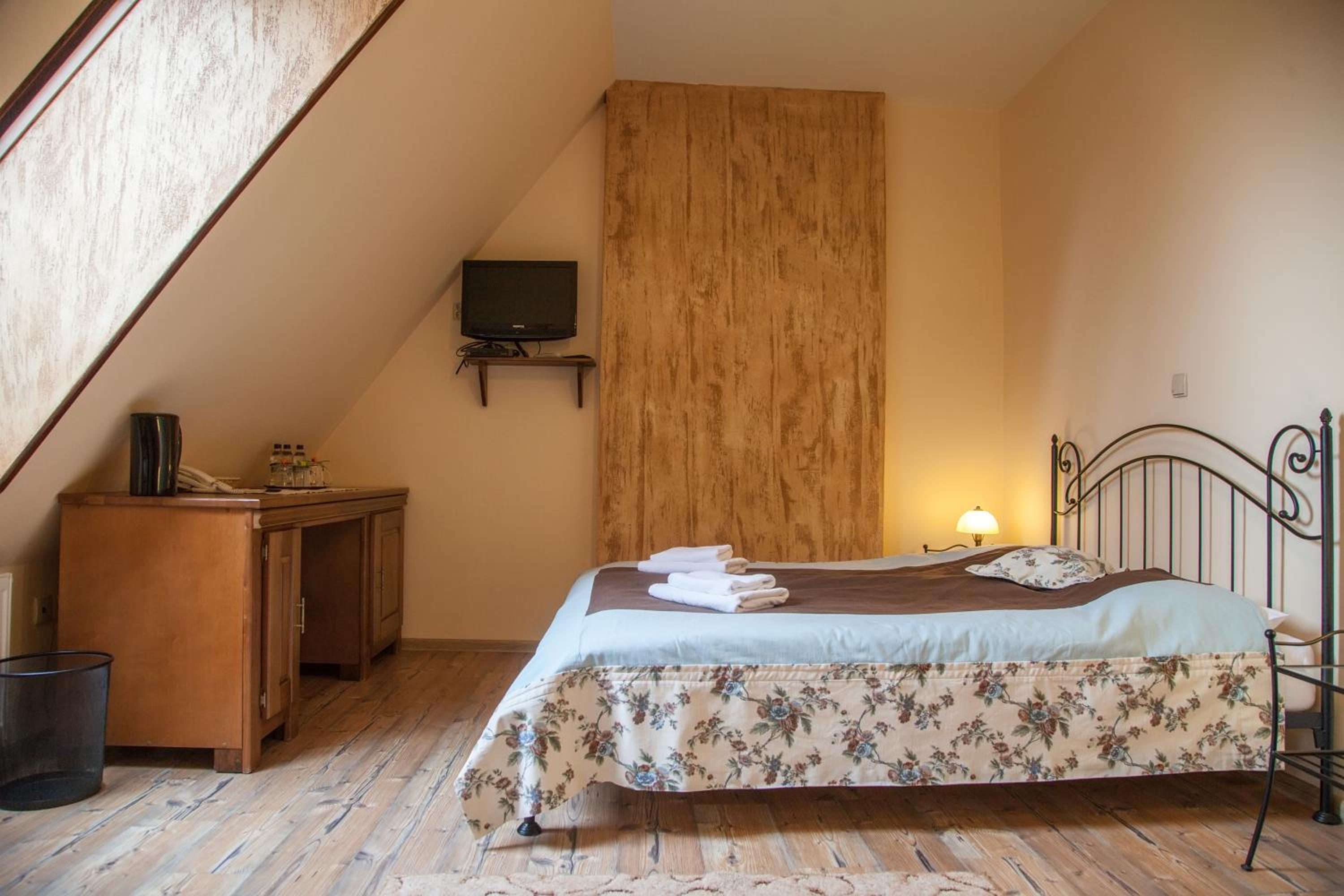 Triple Room - Photo 14