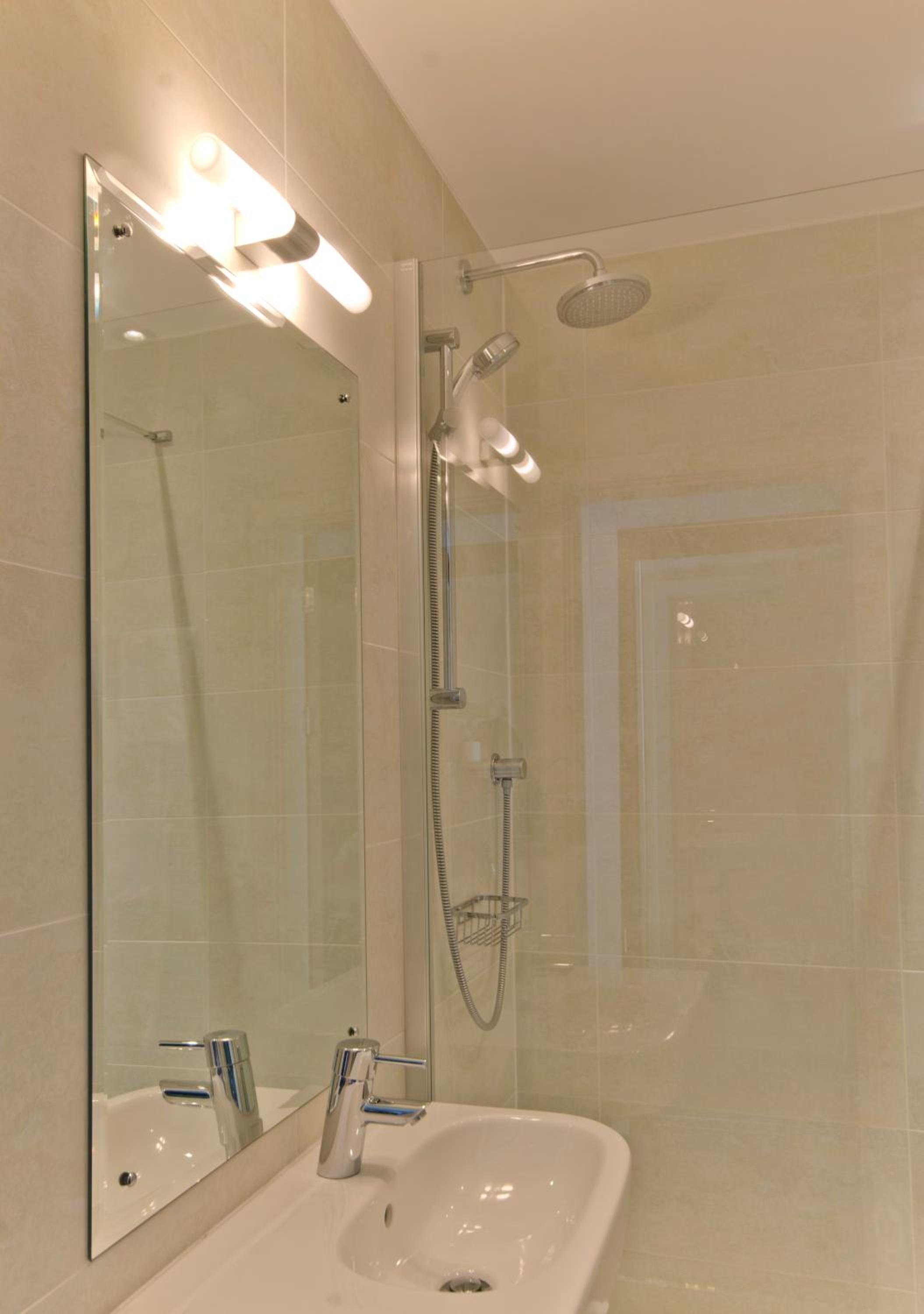 Executive Double Room - Photo 2