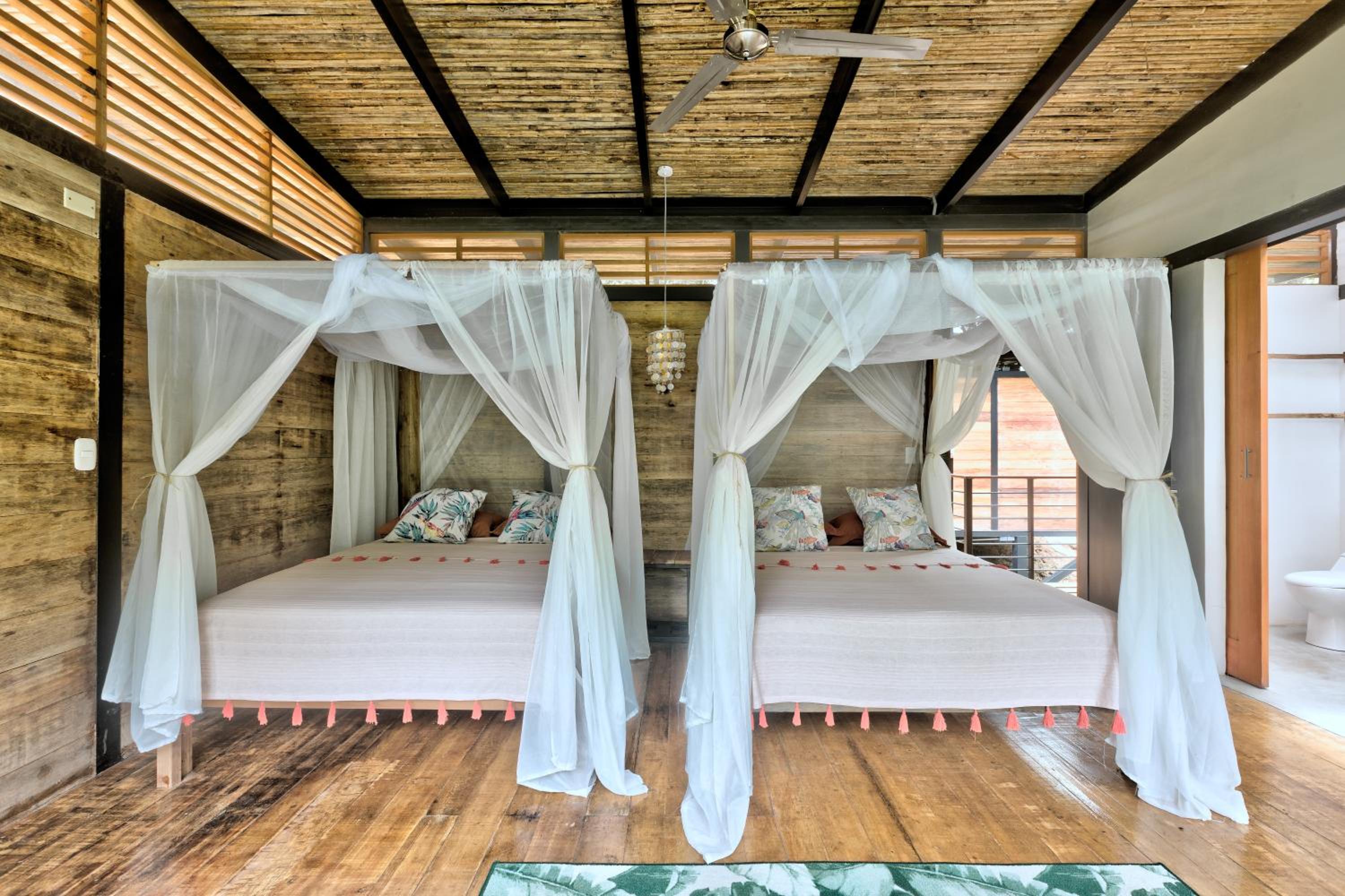 Deluxe Twin Room - Photo 10