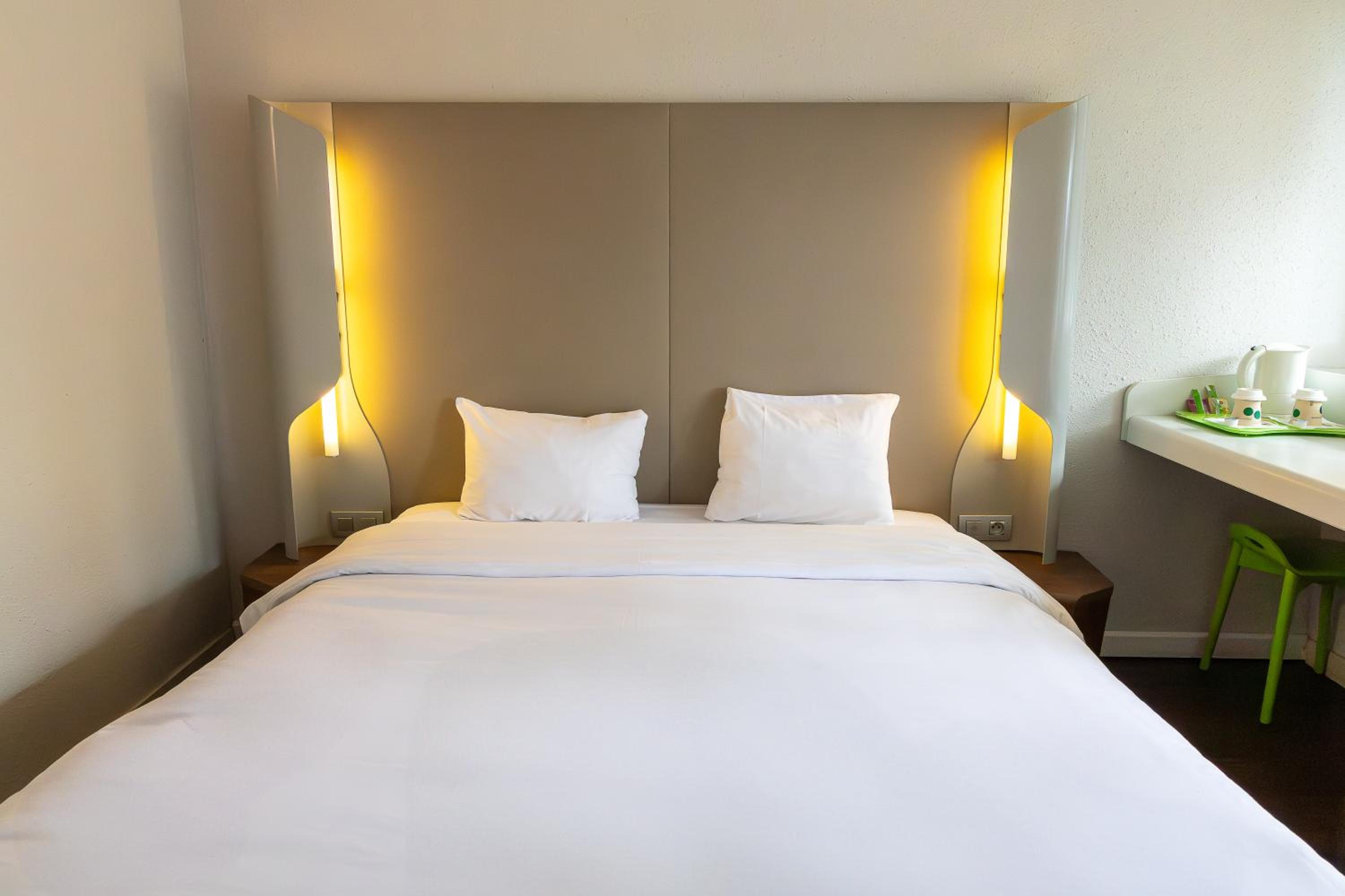 Superior King Room with One King Bed