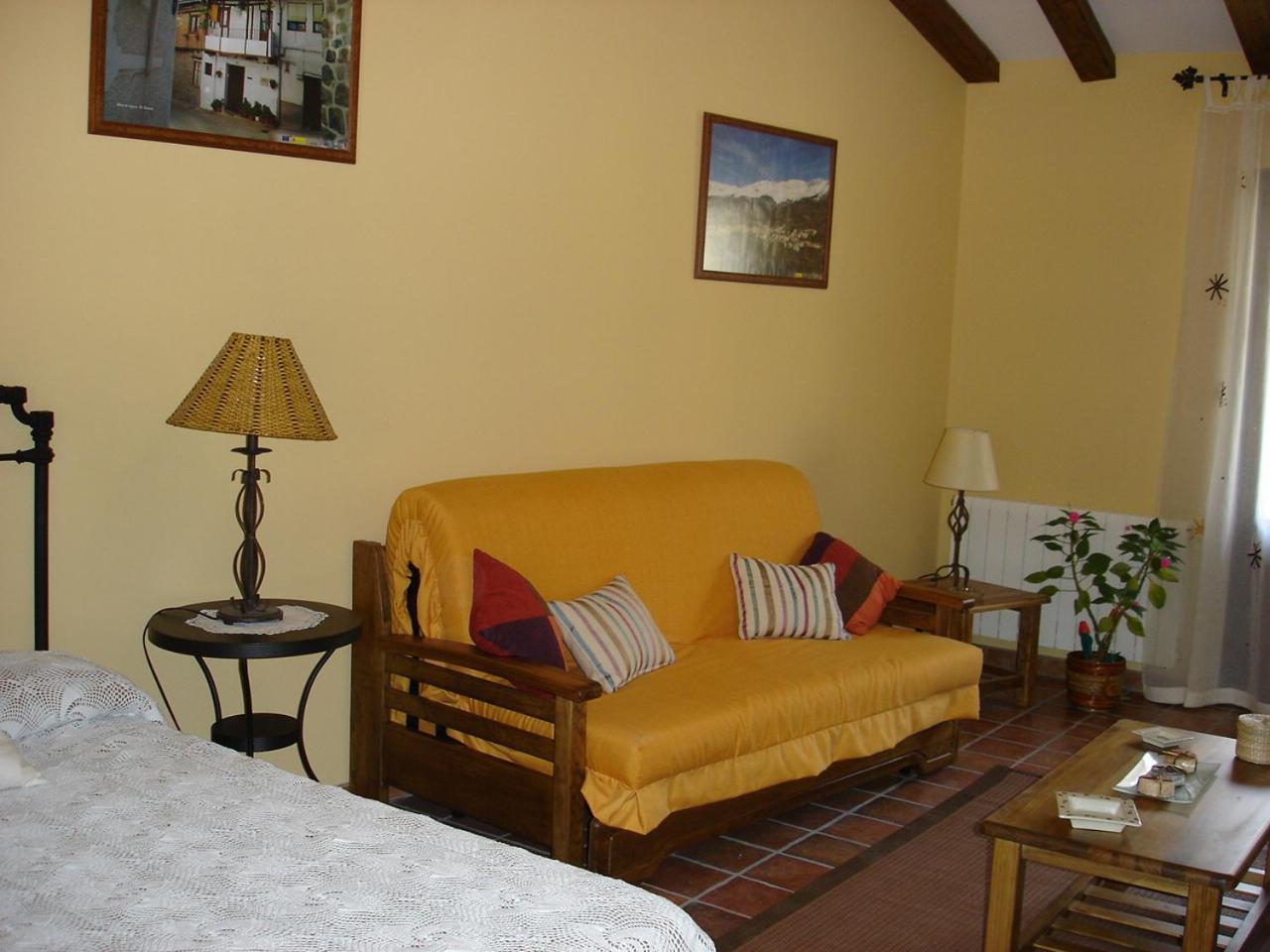Casa de cuatro habitaciones