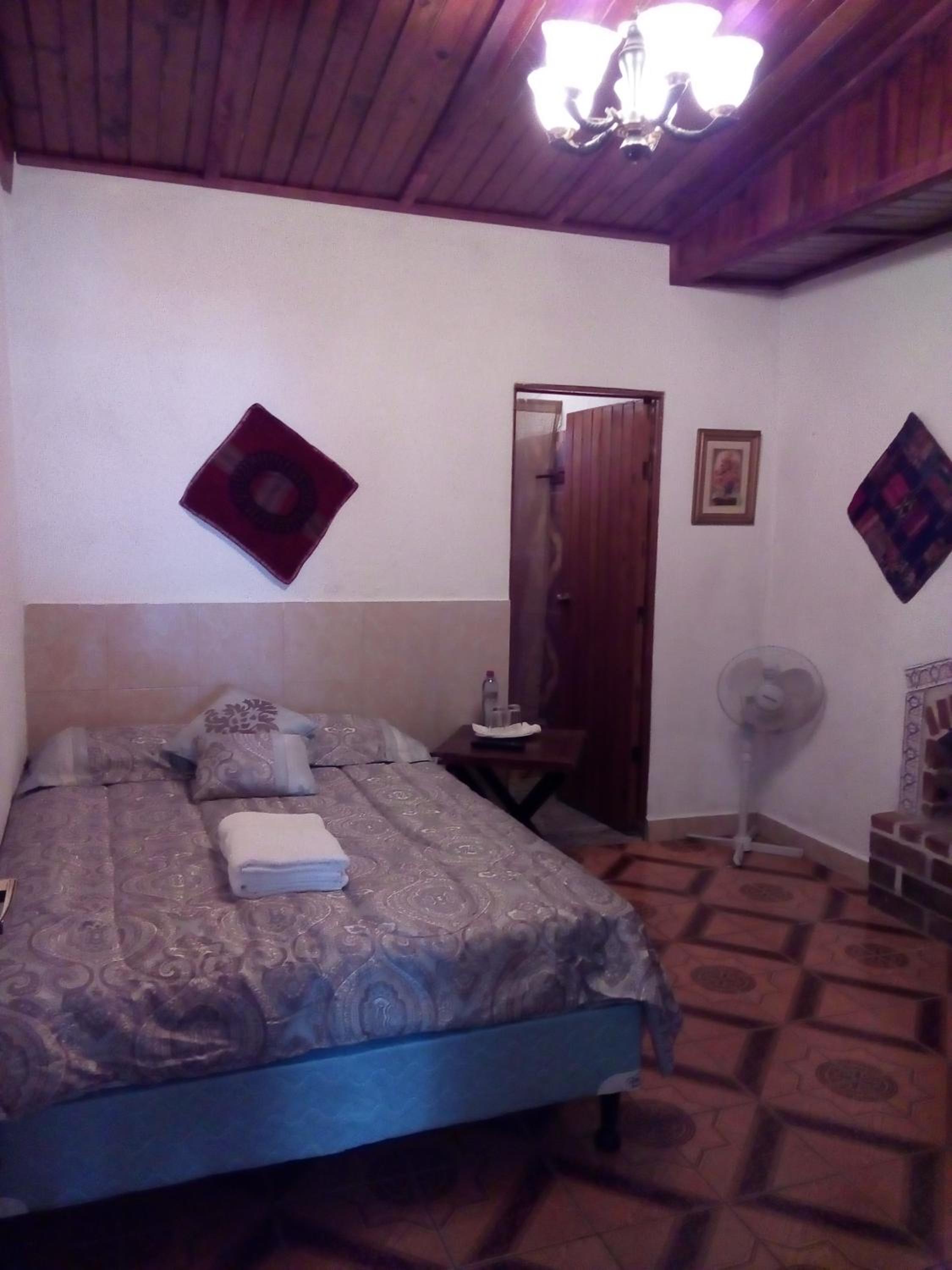 Budget Double Room photo 3