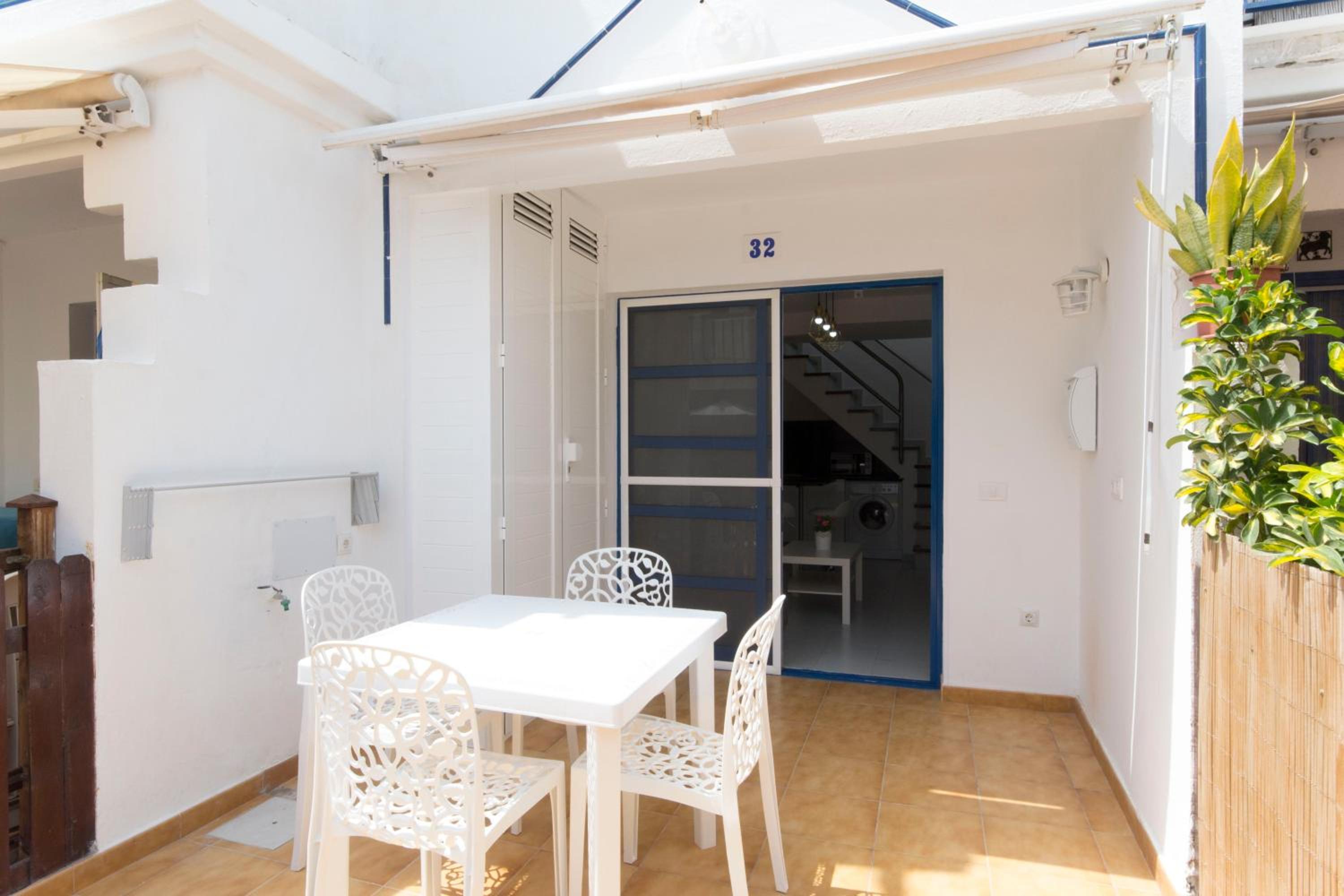 One-Bedroom House - Photo 21