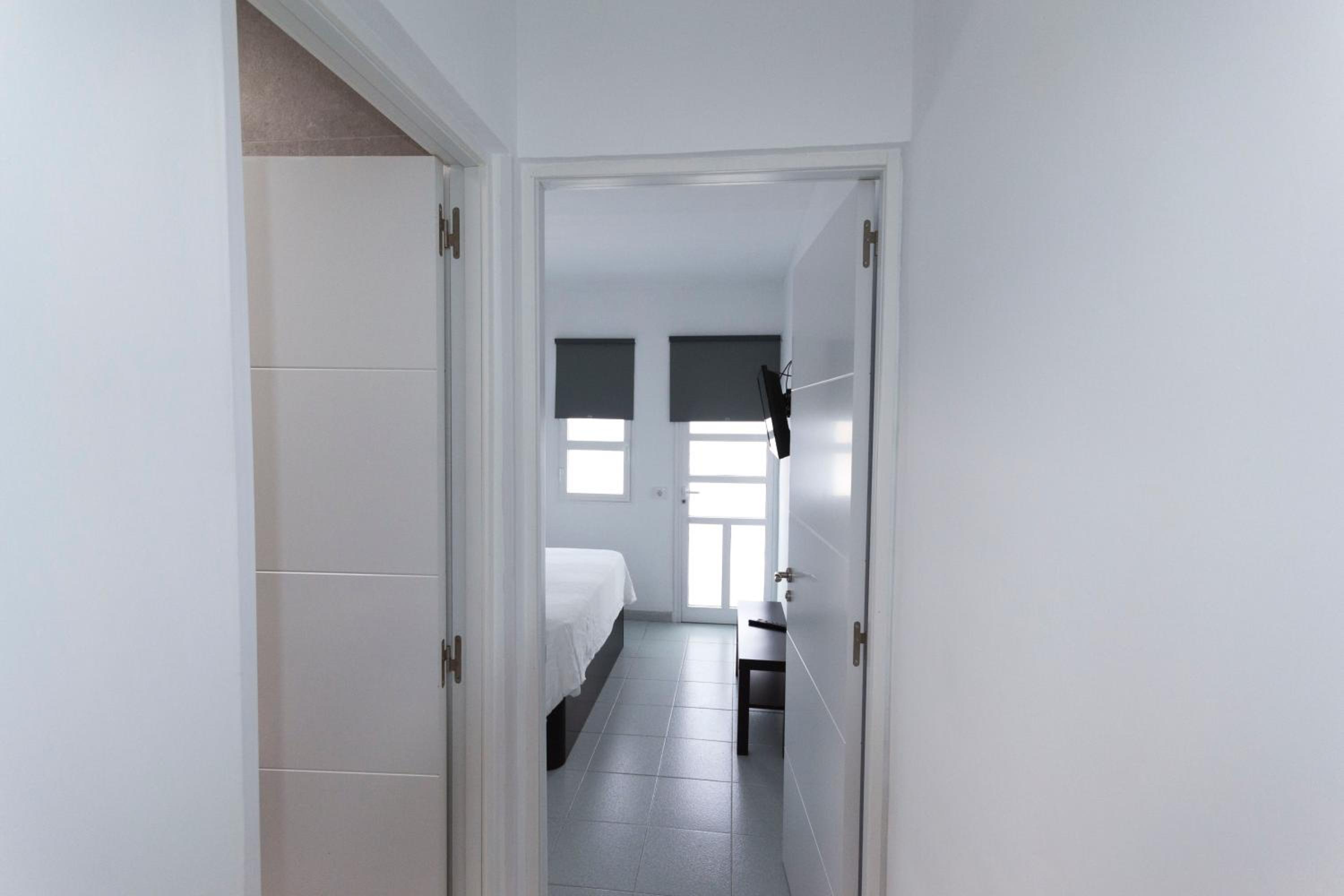 One-Bedroom House - Photo 3