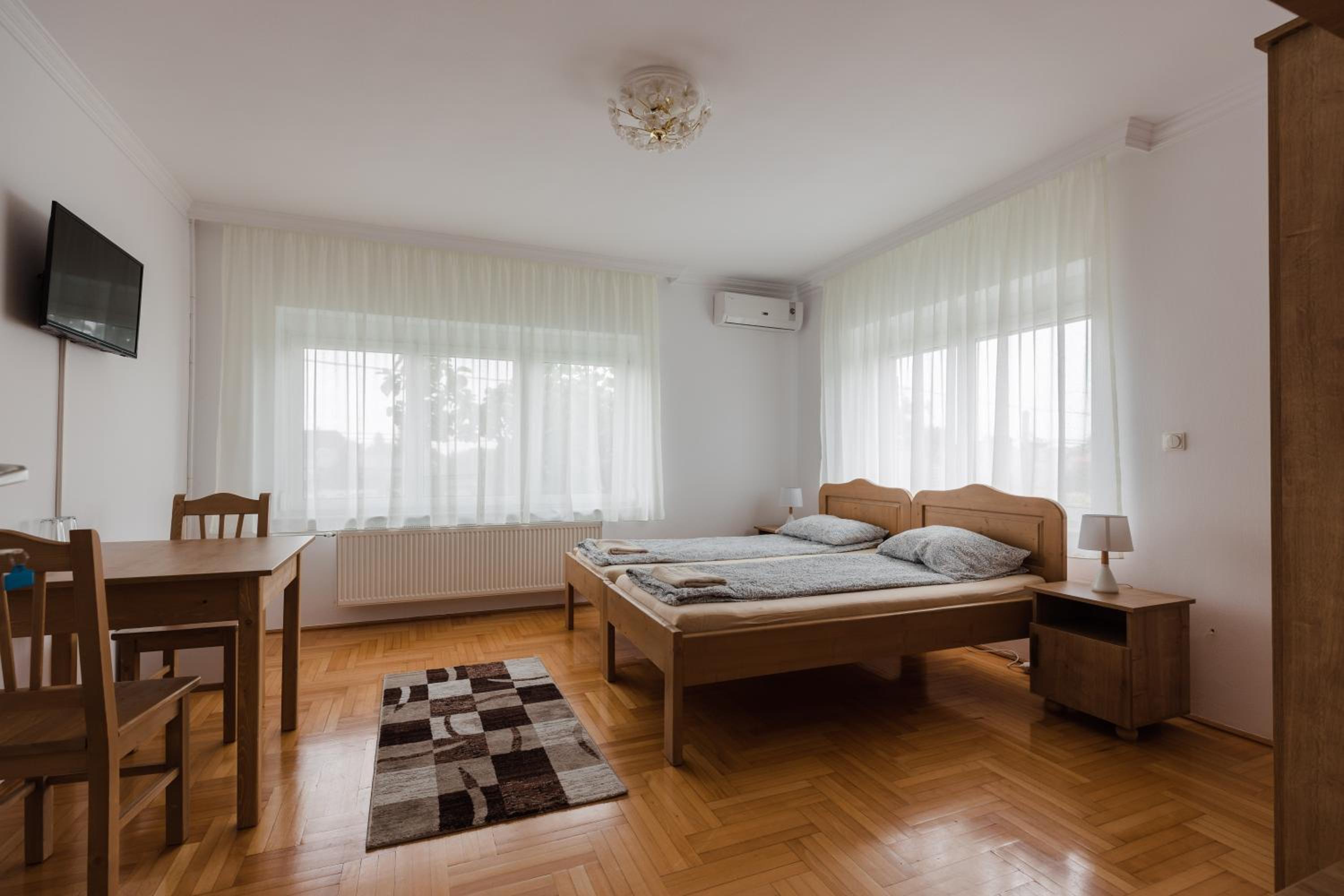 Twin Room with Private Bathroom