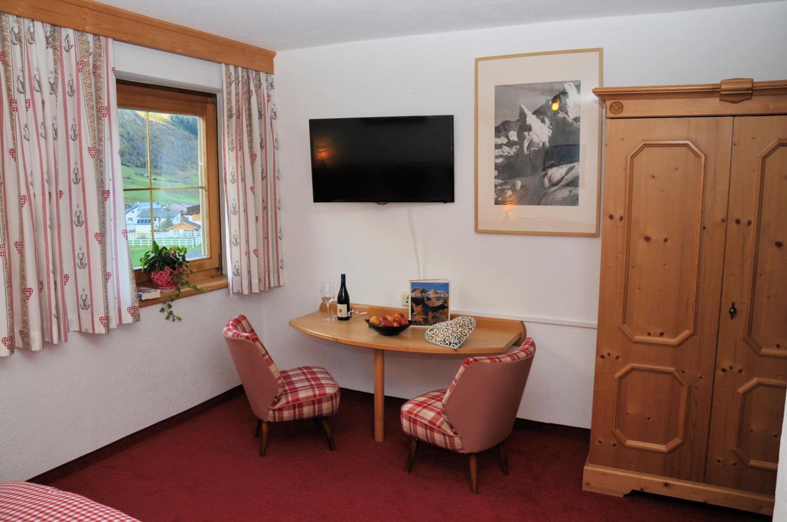 Double Room photo 3