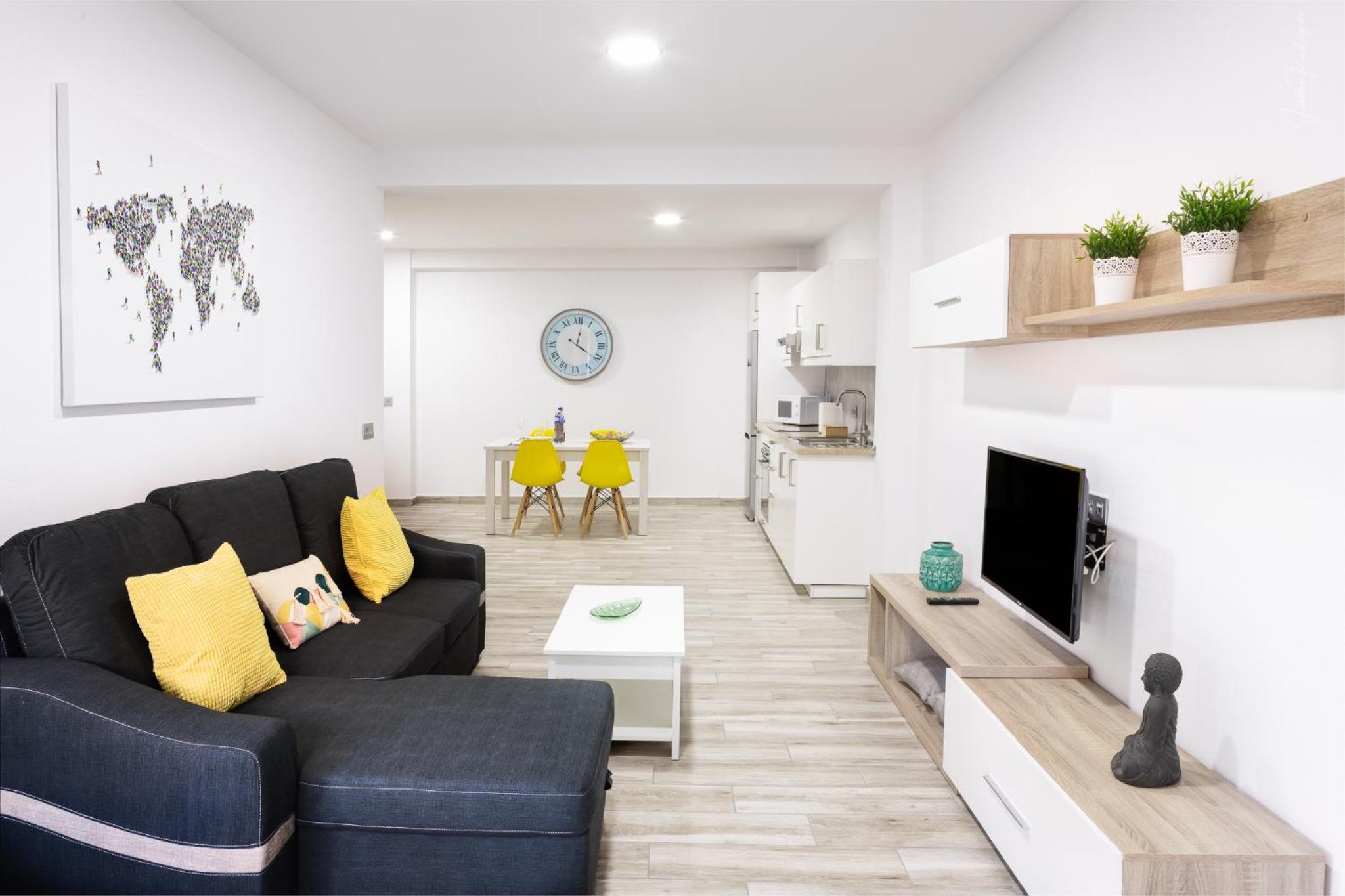 Apartamento con Balcón