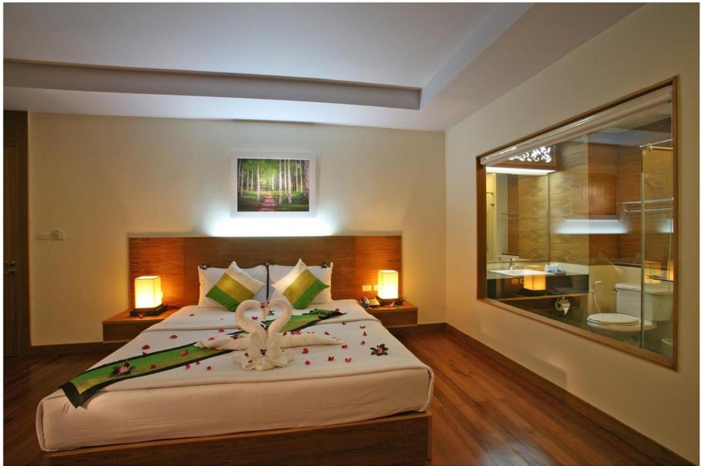 Superior Double or Twin Room photo 2