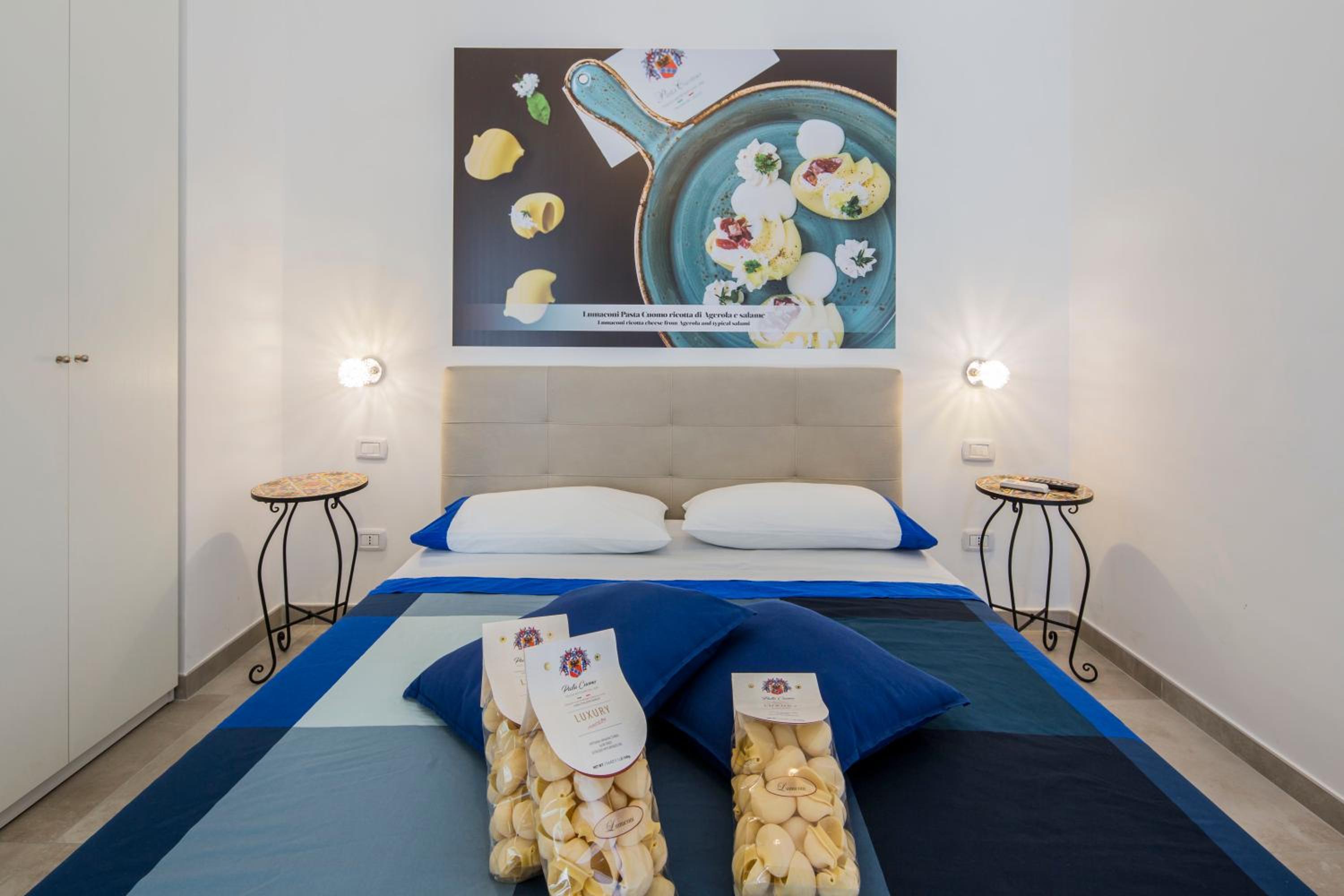 Standard Double Room - Photo 3