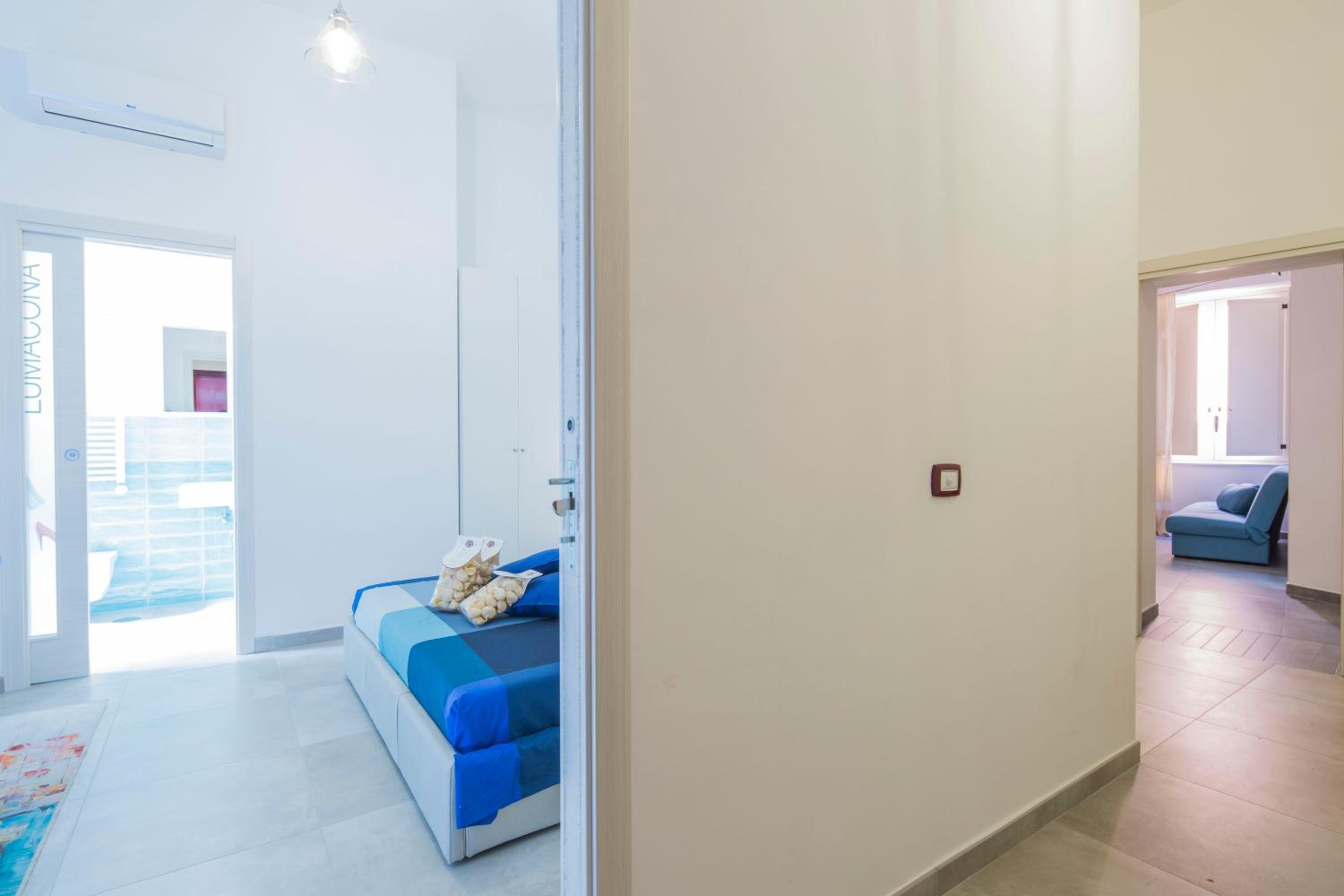 Standard Double Room - Photo 2