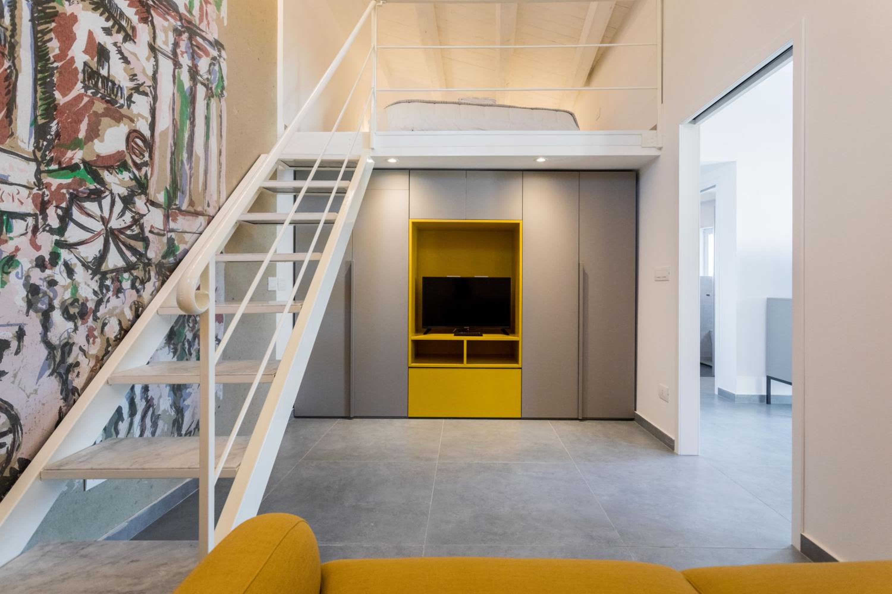Loft - Photo 8