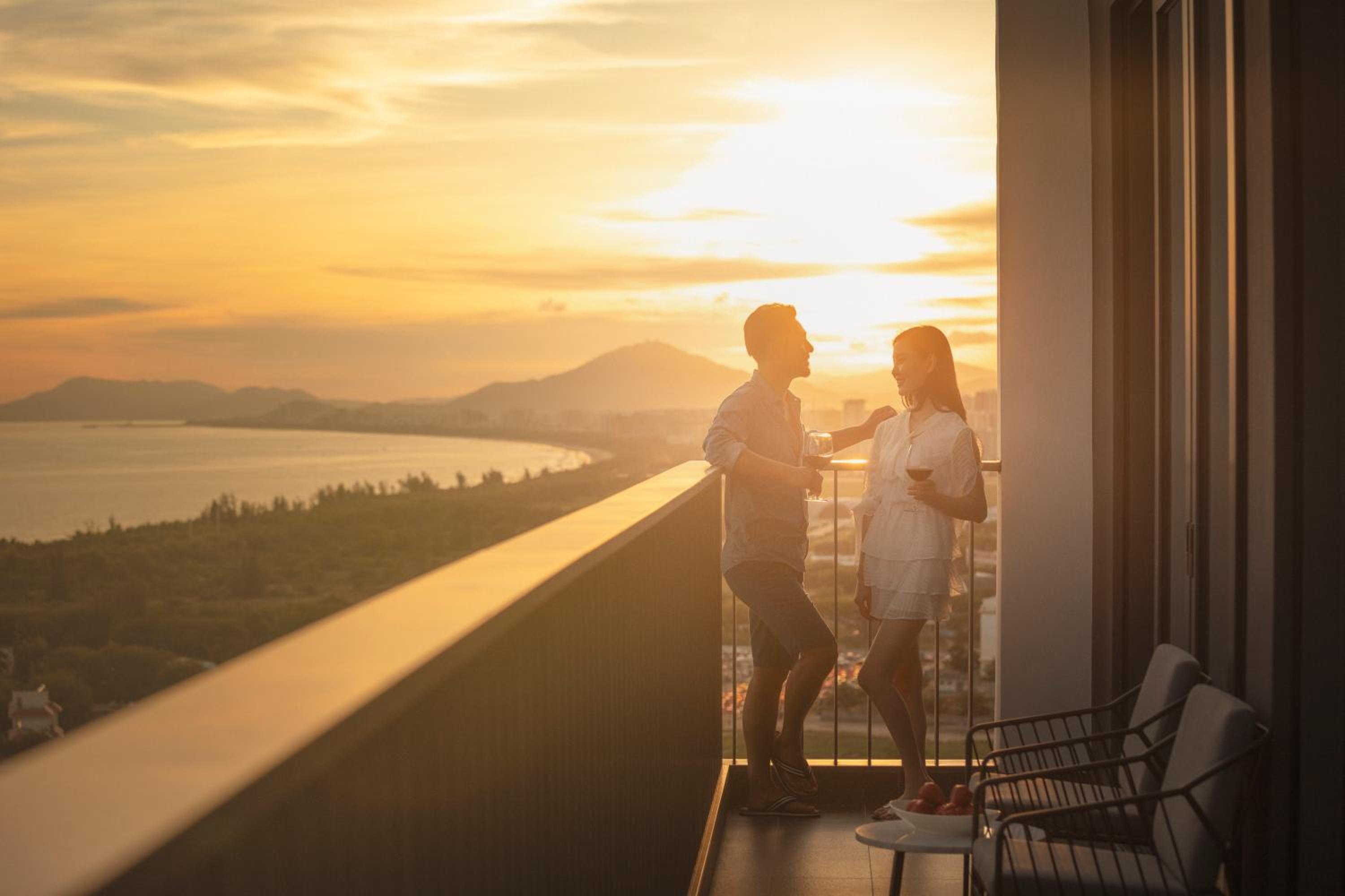 Three-Bedroom Ocean View - Photo 8