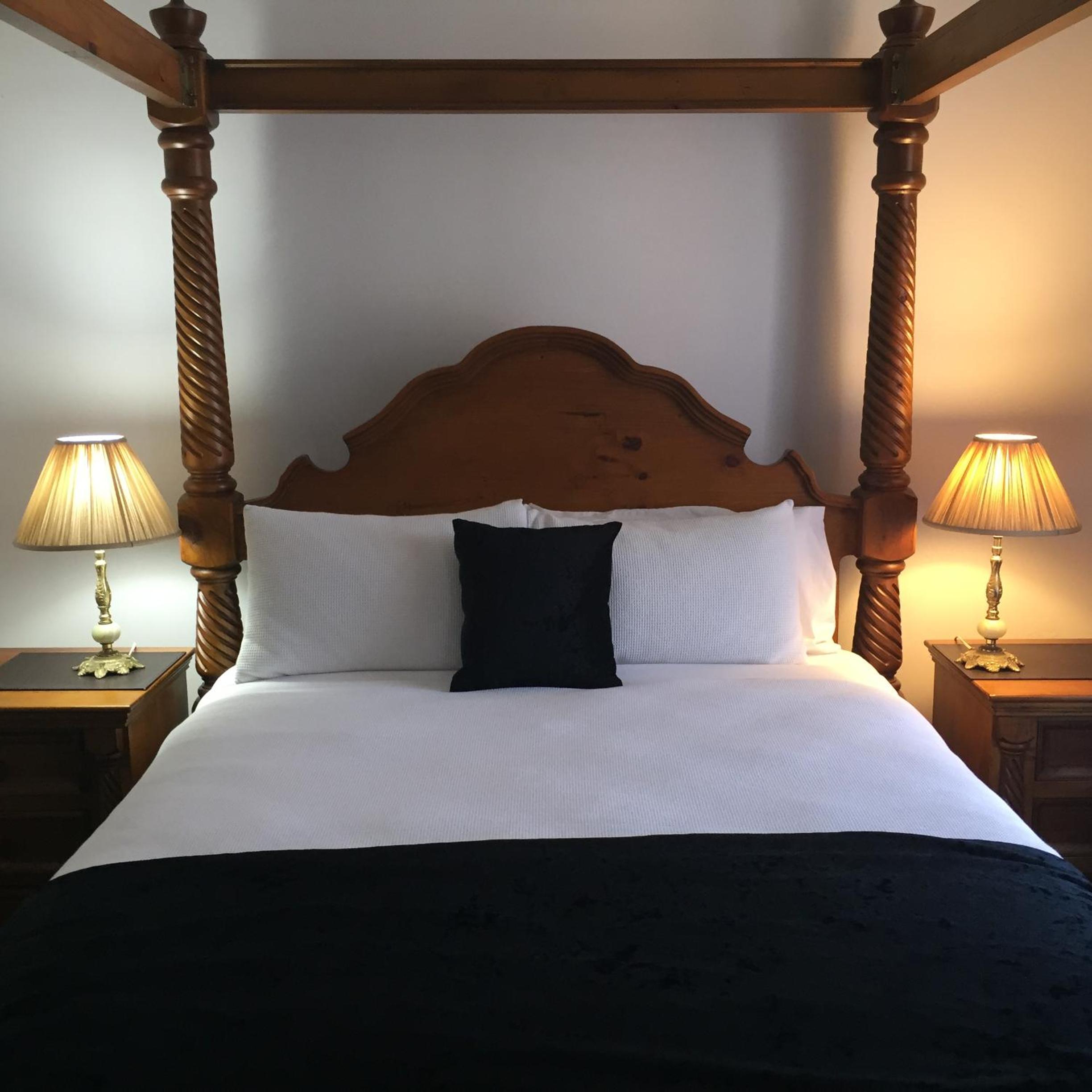 Premium Queen Room - Photo 20