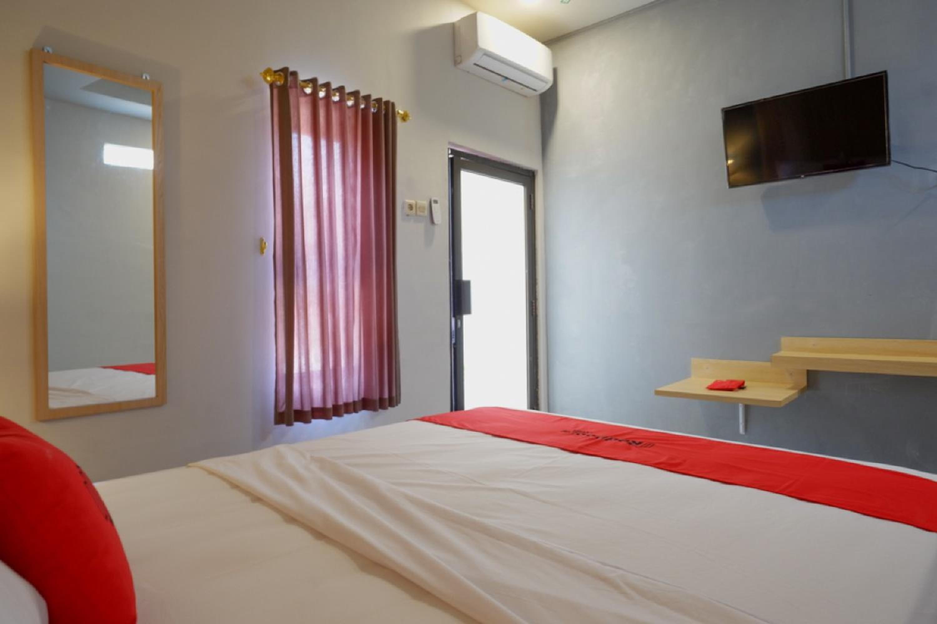 Double Room - Photo 13