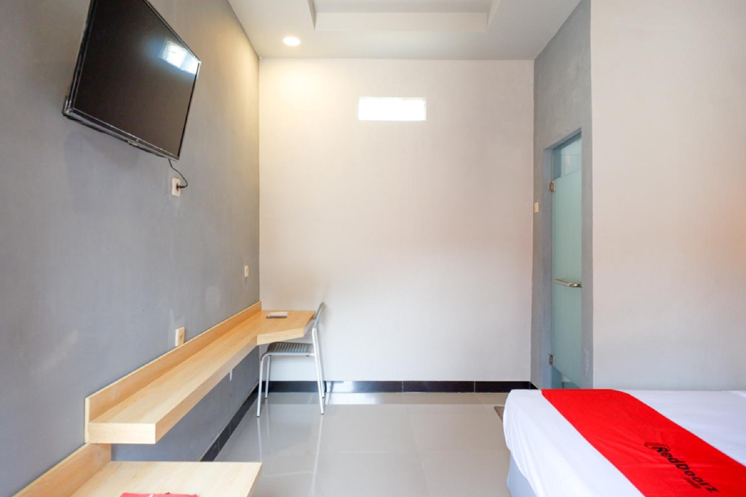 Double Room - Photo 11