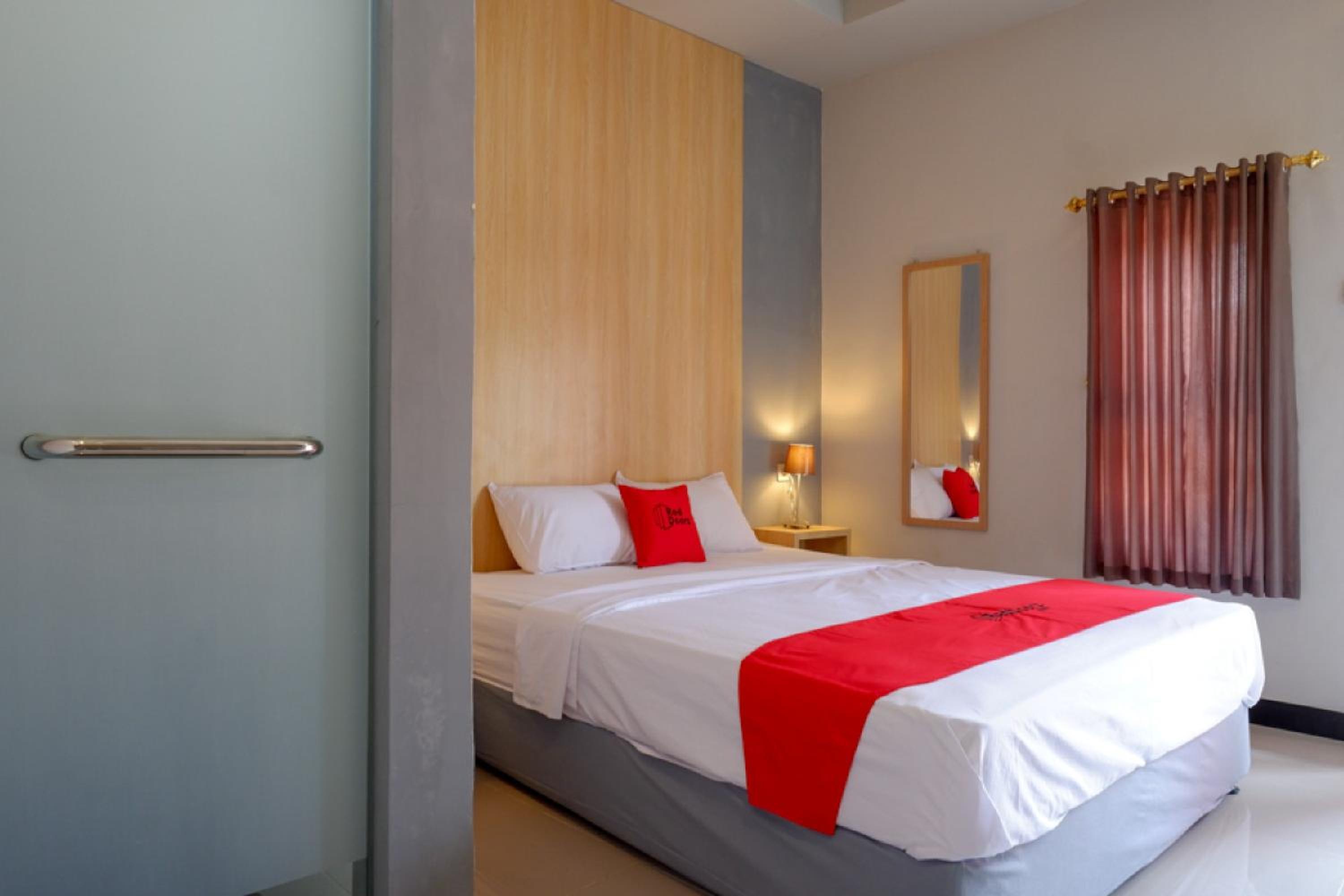 Double Room - Photo 9