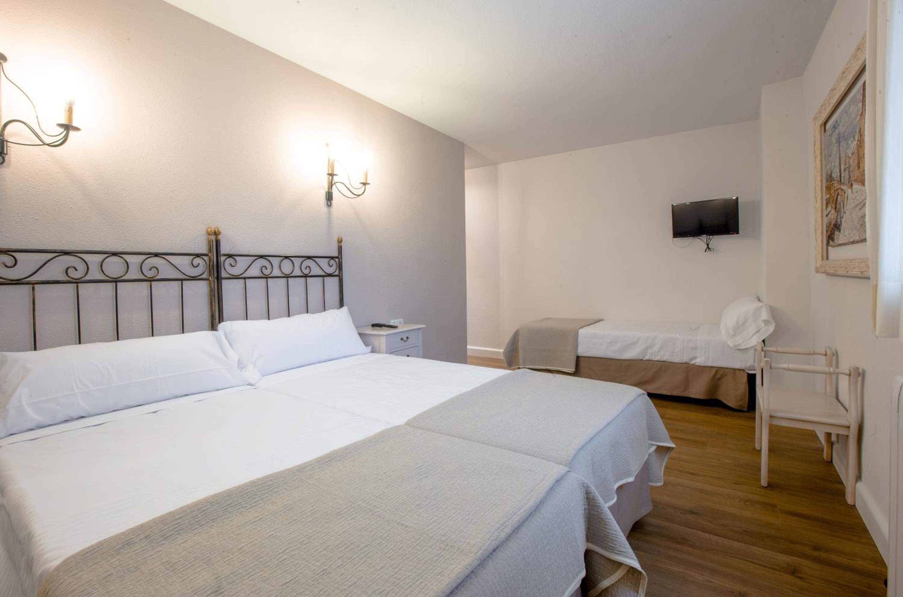 Triple Room photo 2