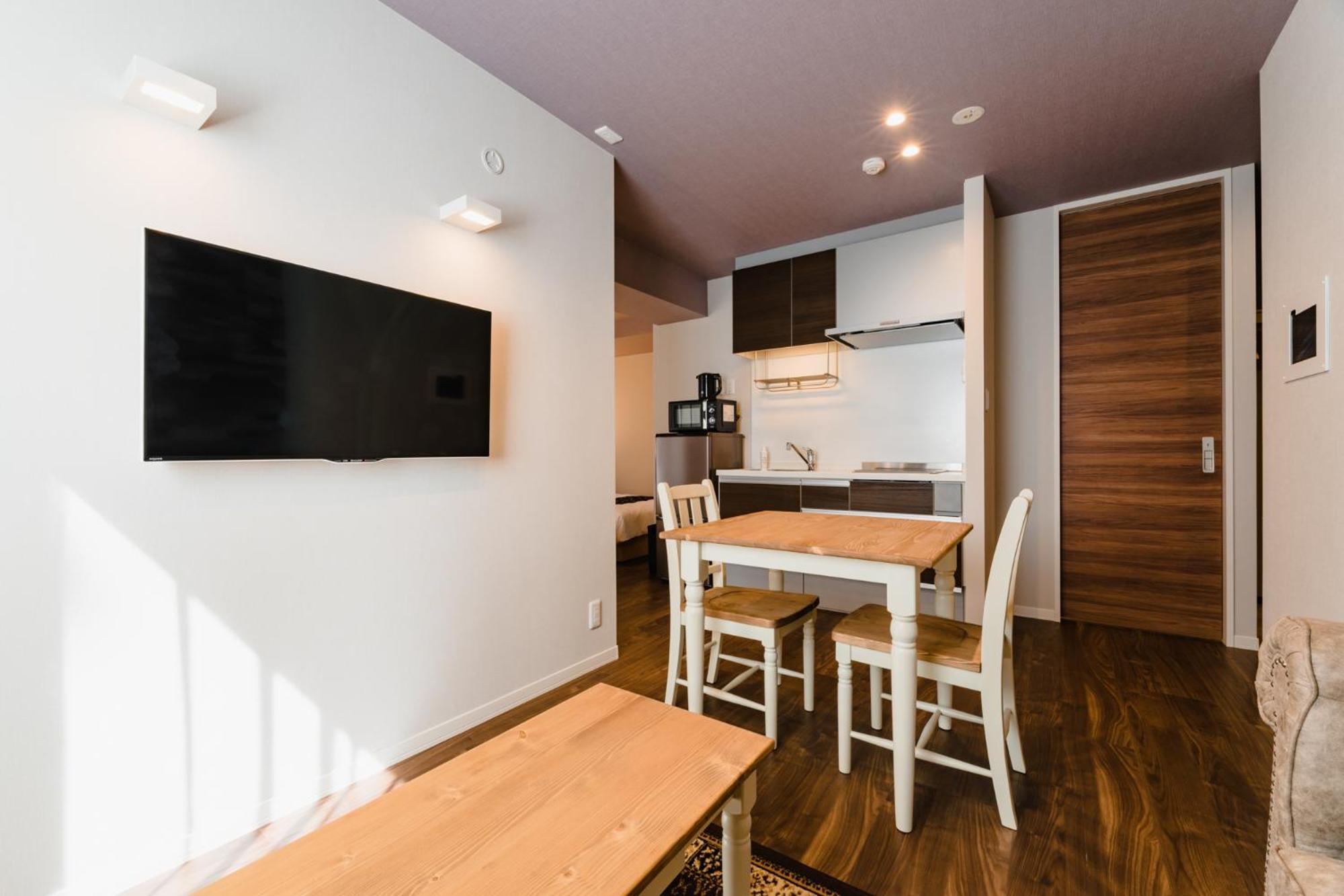 Studio Apartment - Photo 10