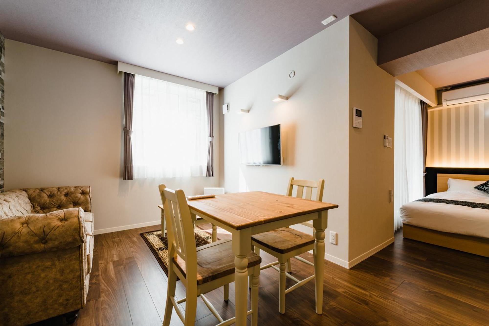 Studio Apartment - Photo 9