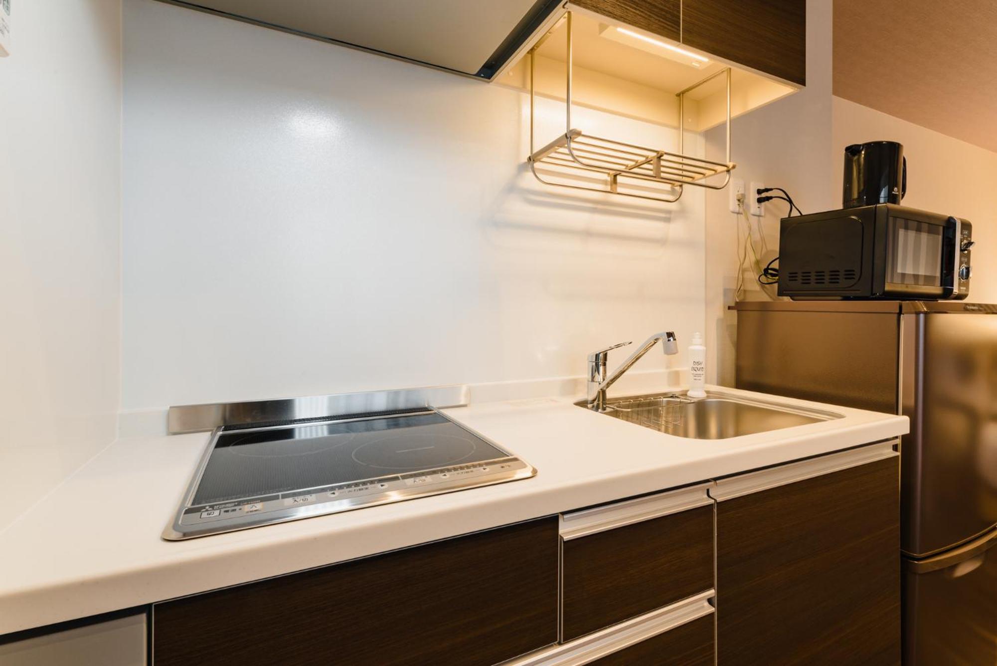Studio Apartment - Photo 40