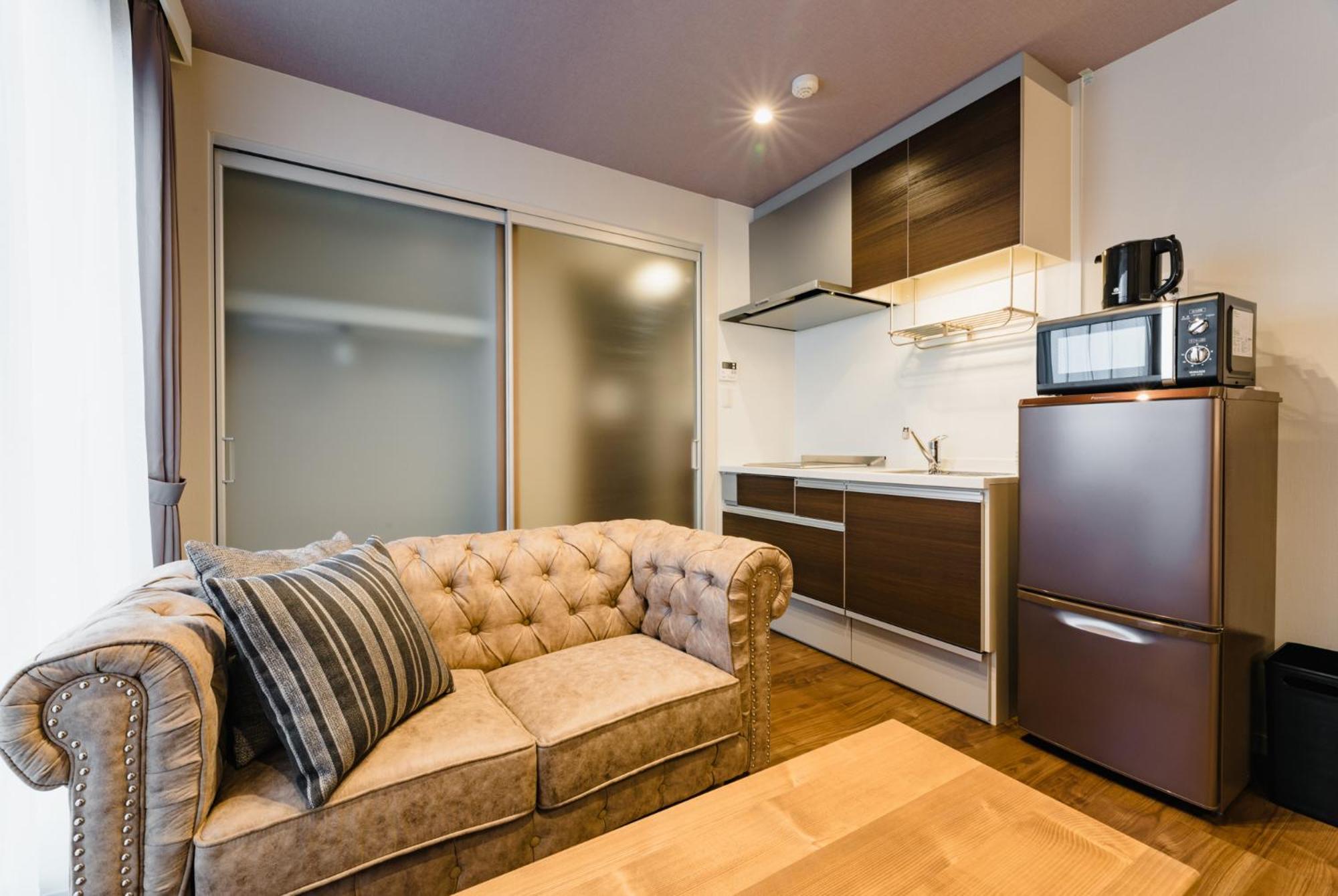 Studio Apartment - Photo 3