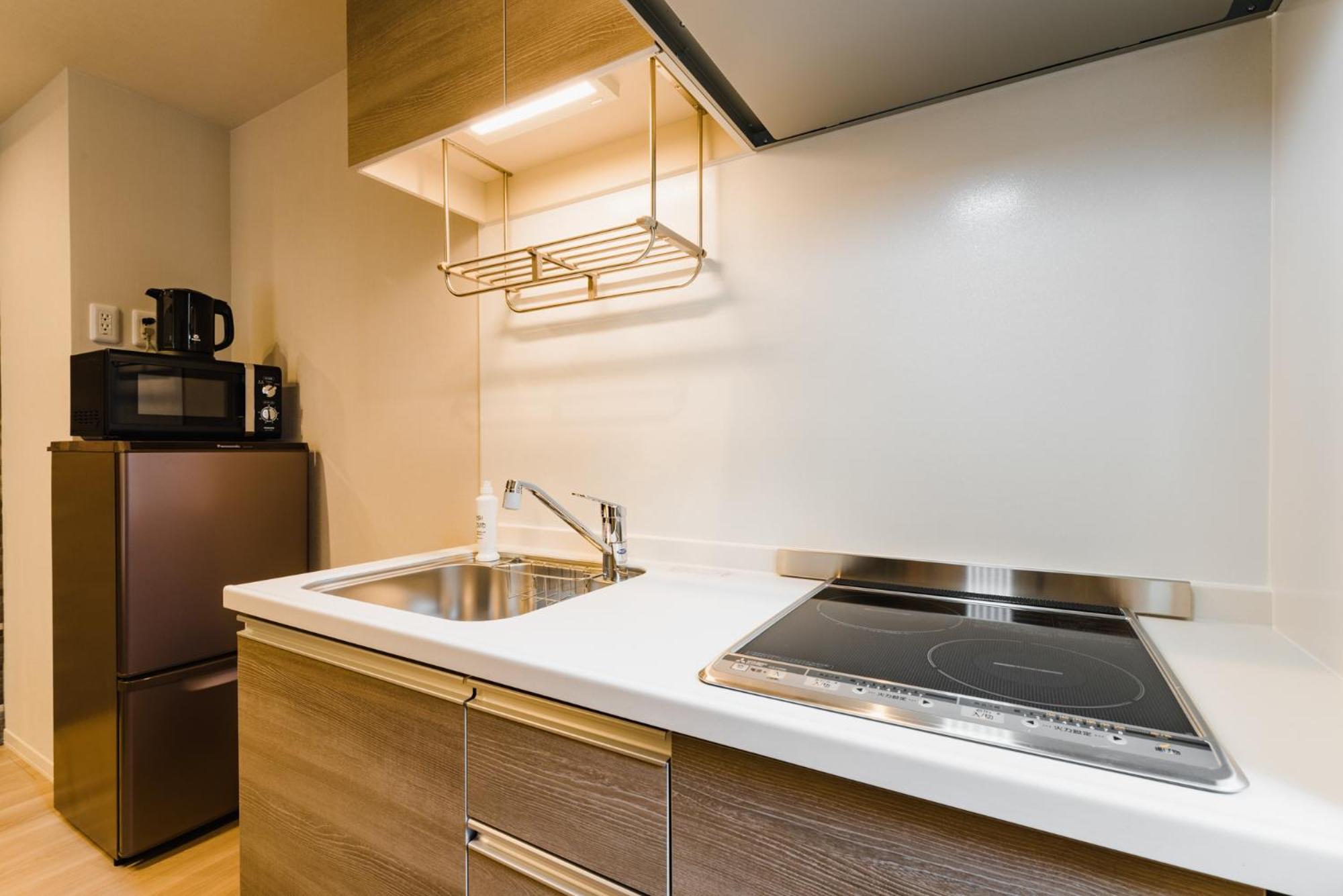 Studio Apartment - Photo 25