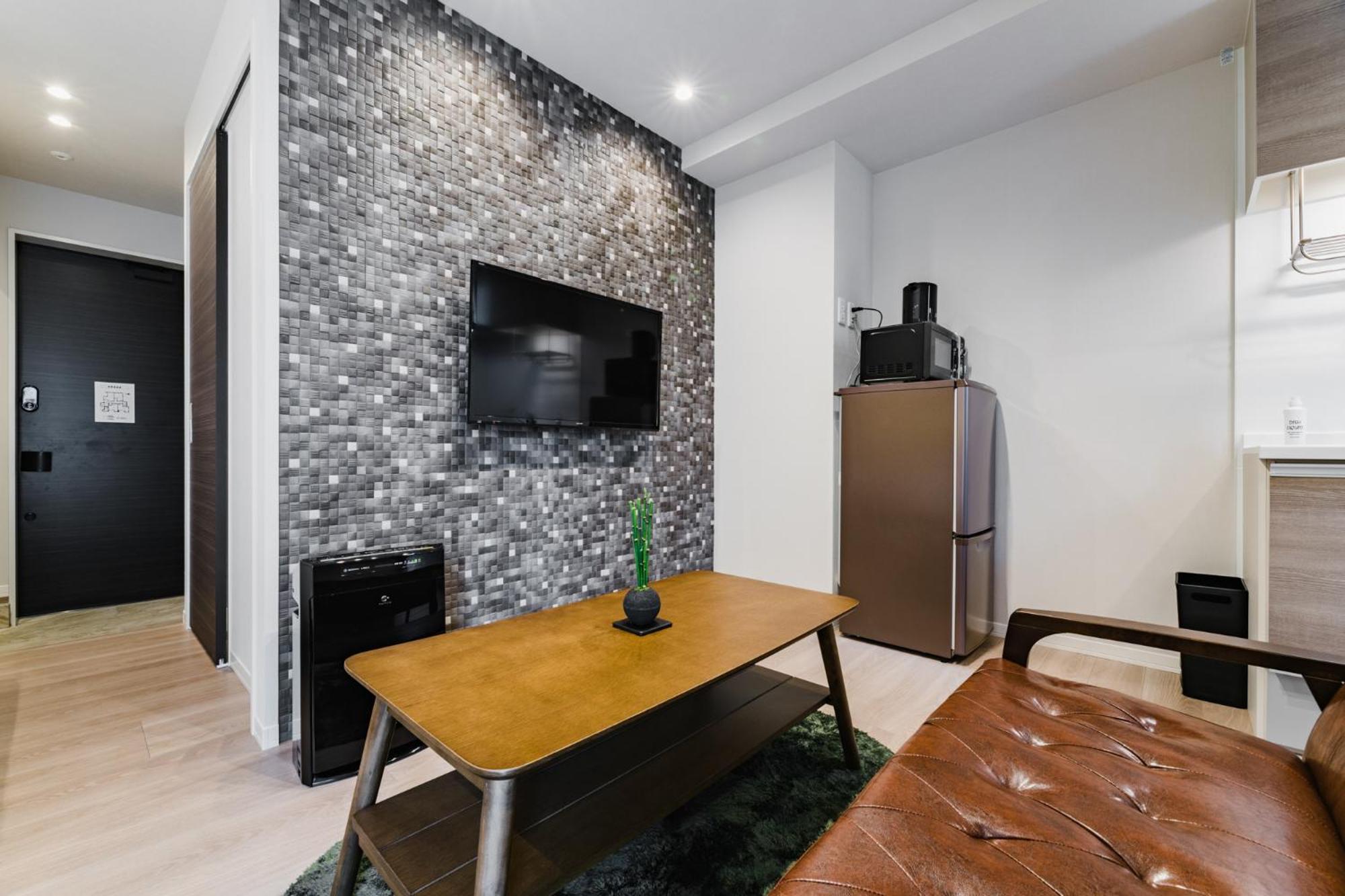 Studio Apartment - Photo 17