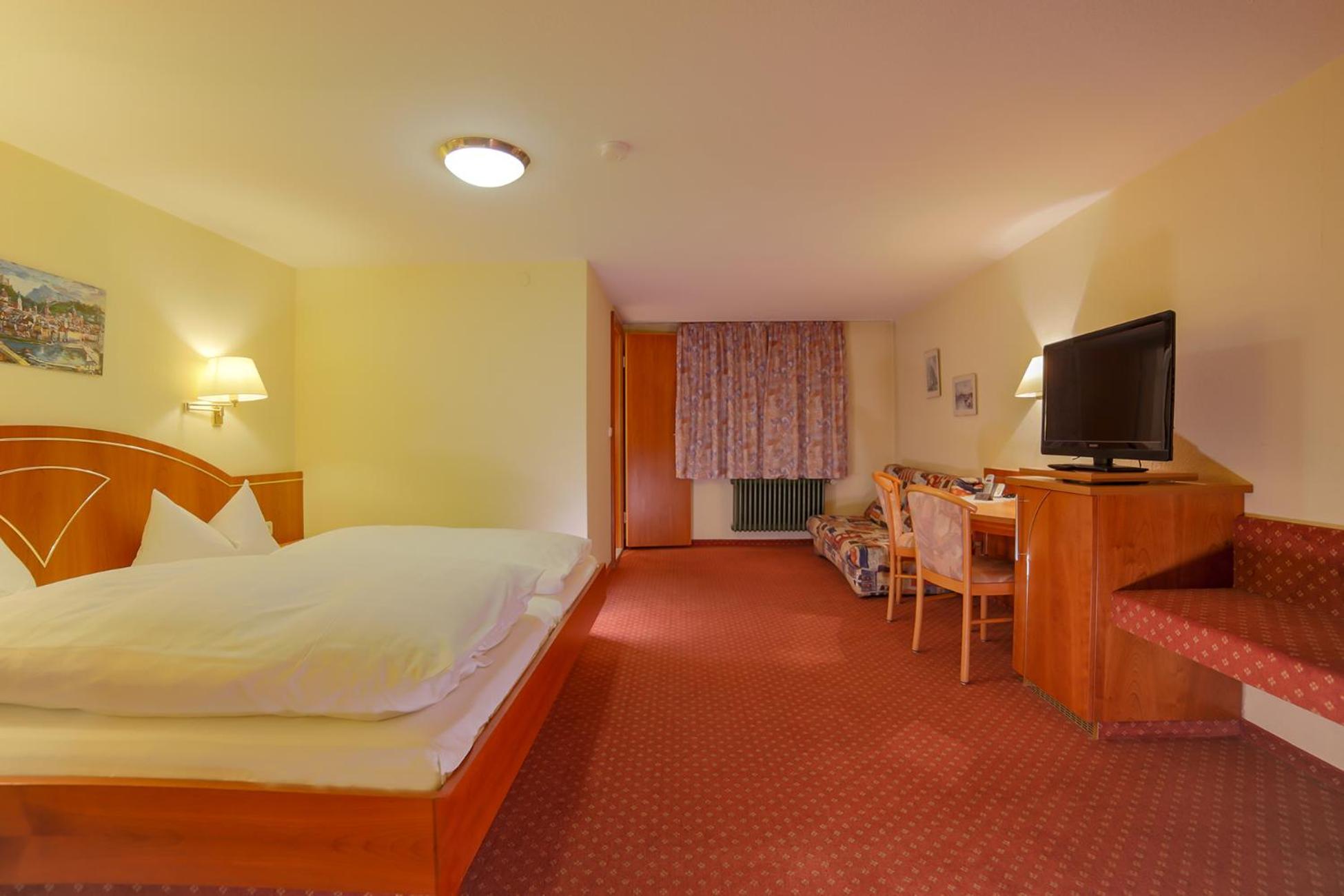 Double Room - Photo 3