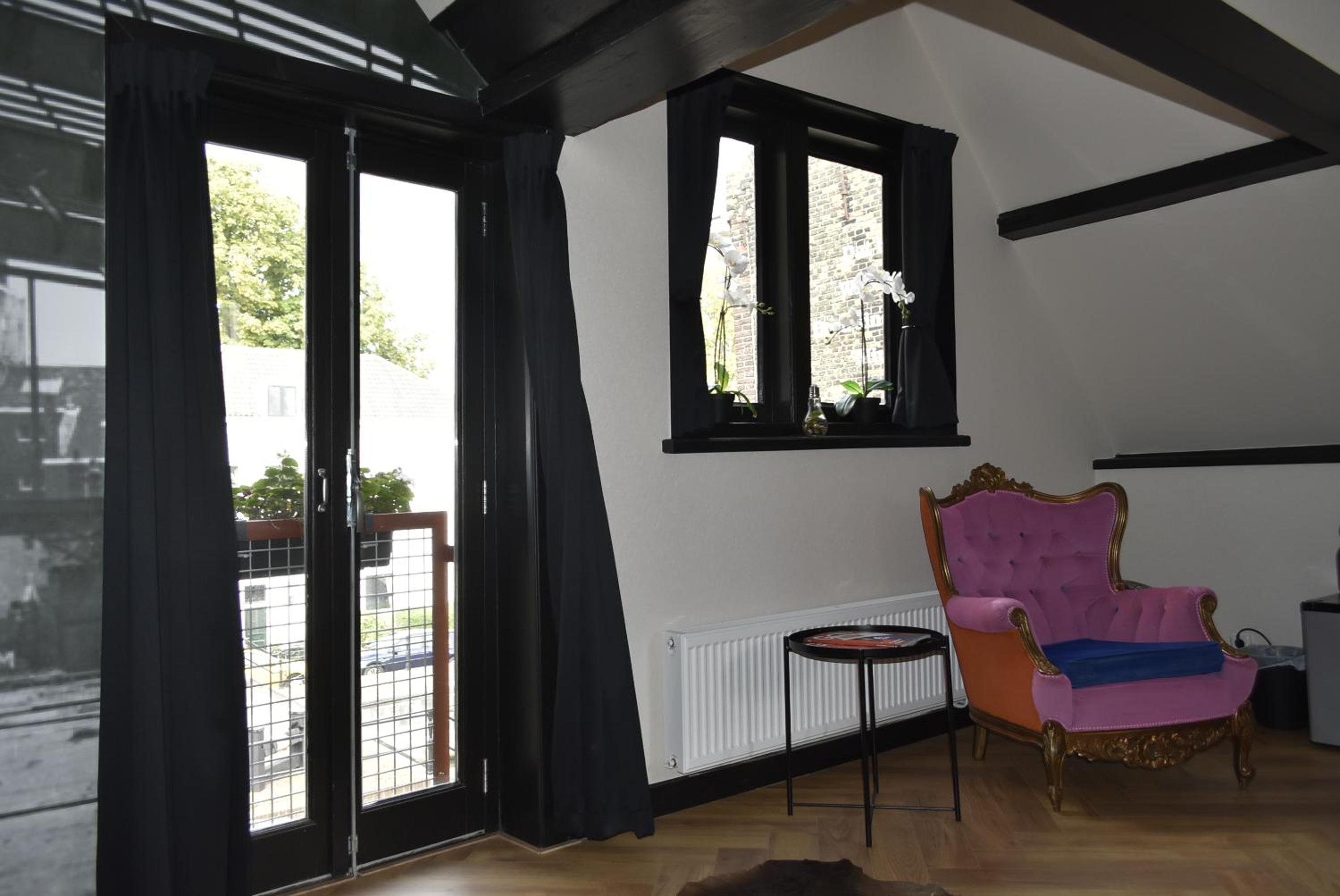 Deluxe Room - Photo 1