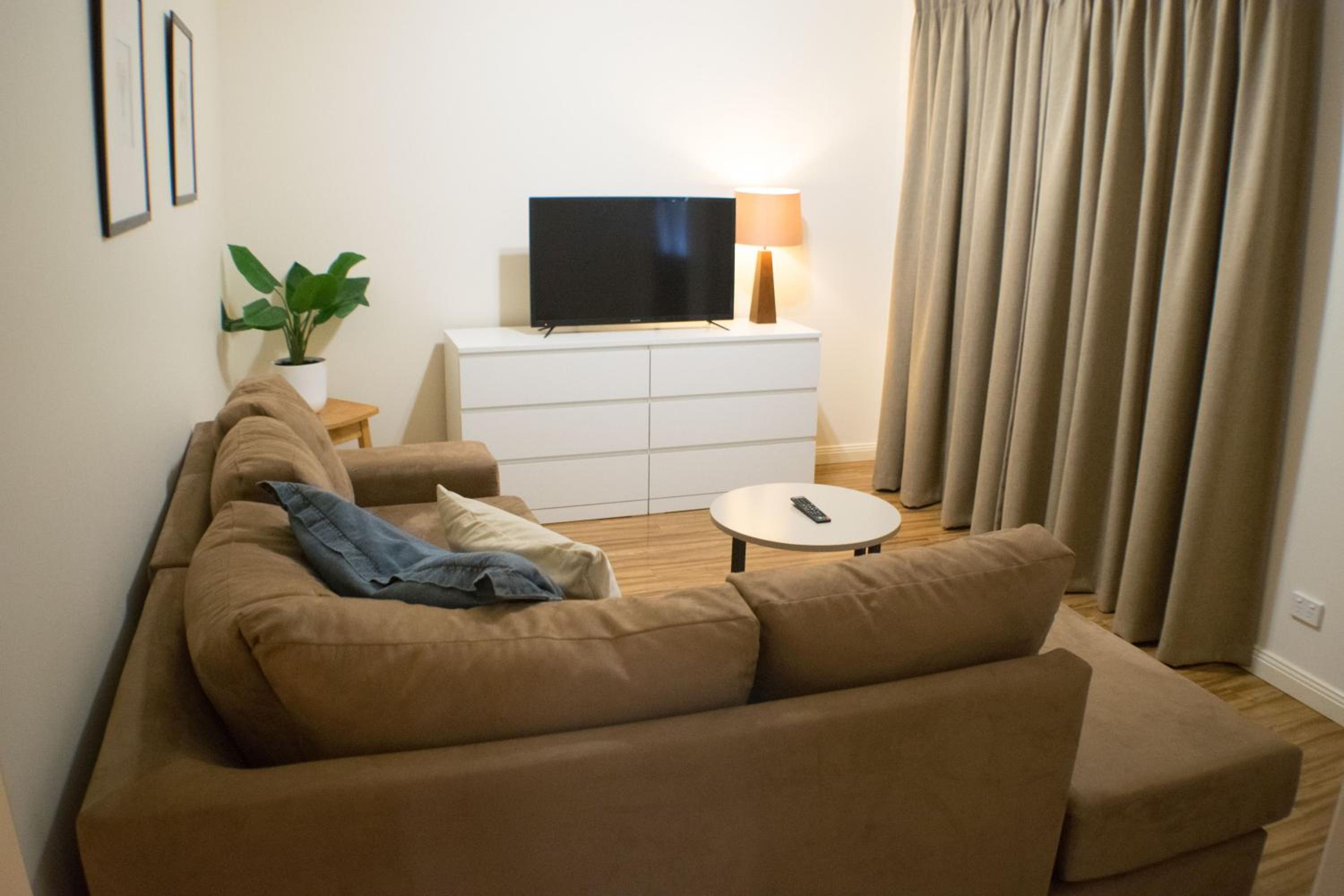 Three-Bedroom House photo 2