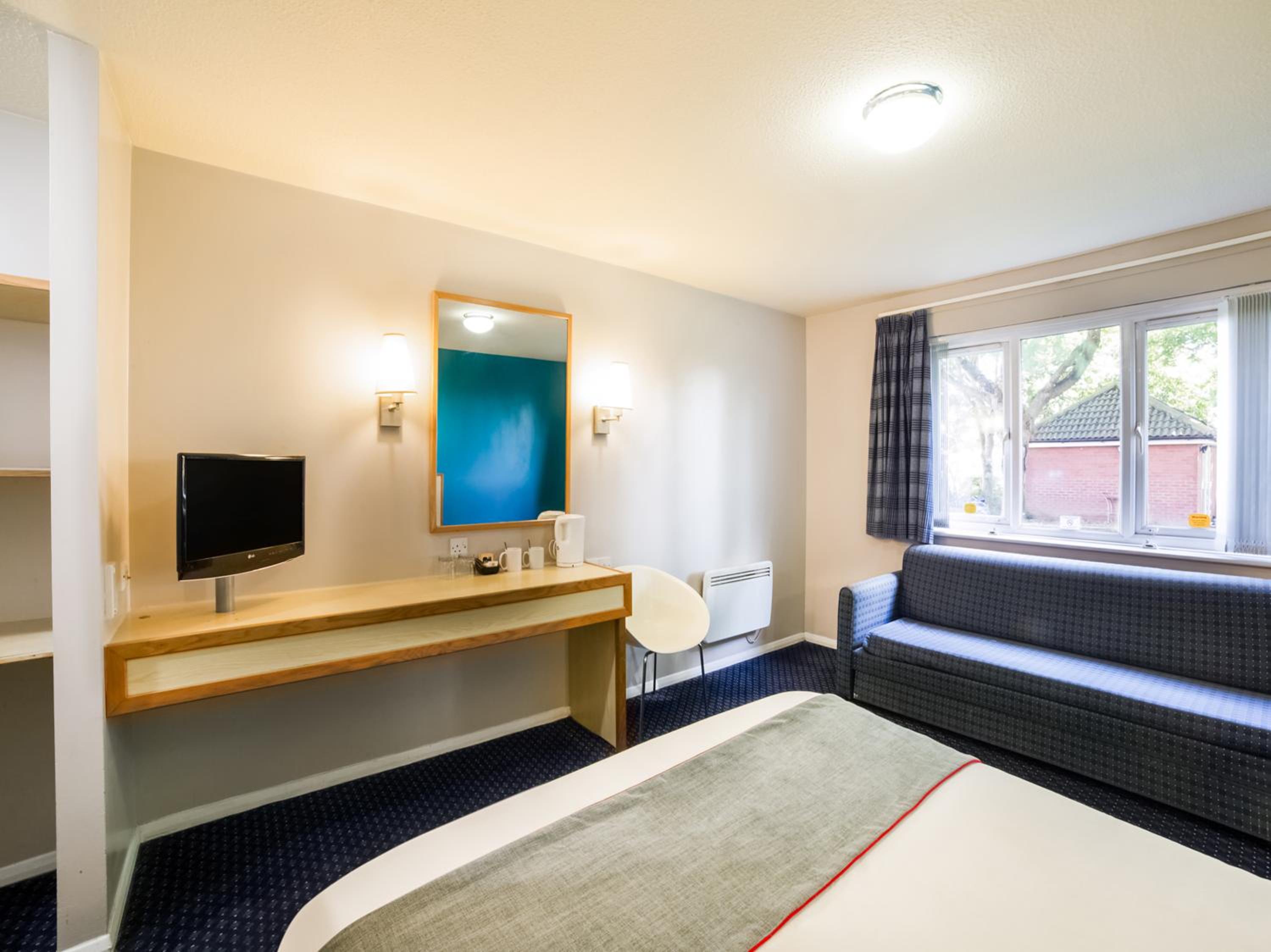 Deluxe Twin Room photo 2