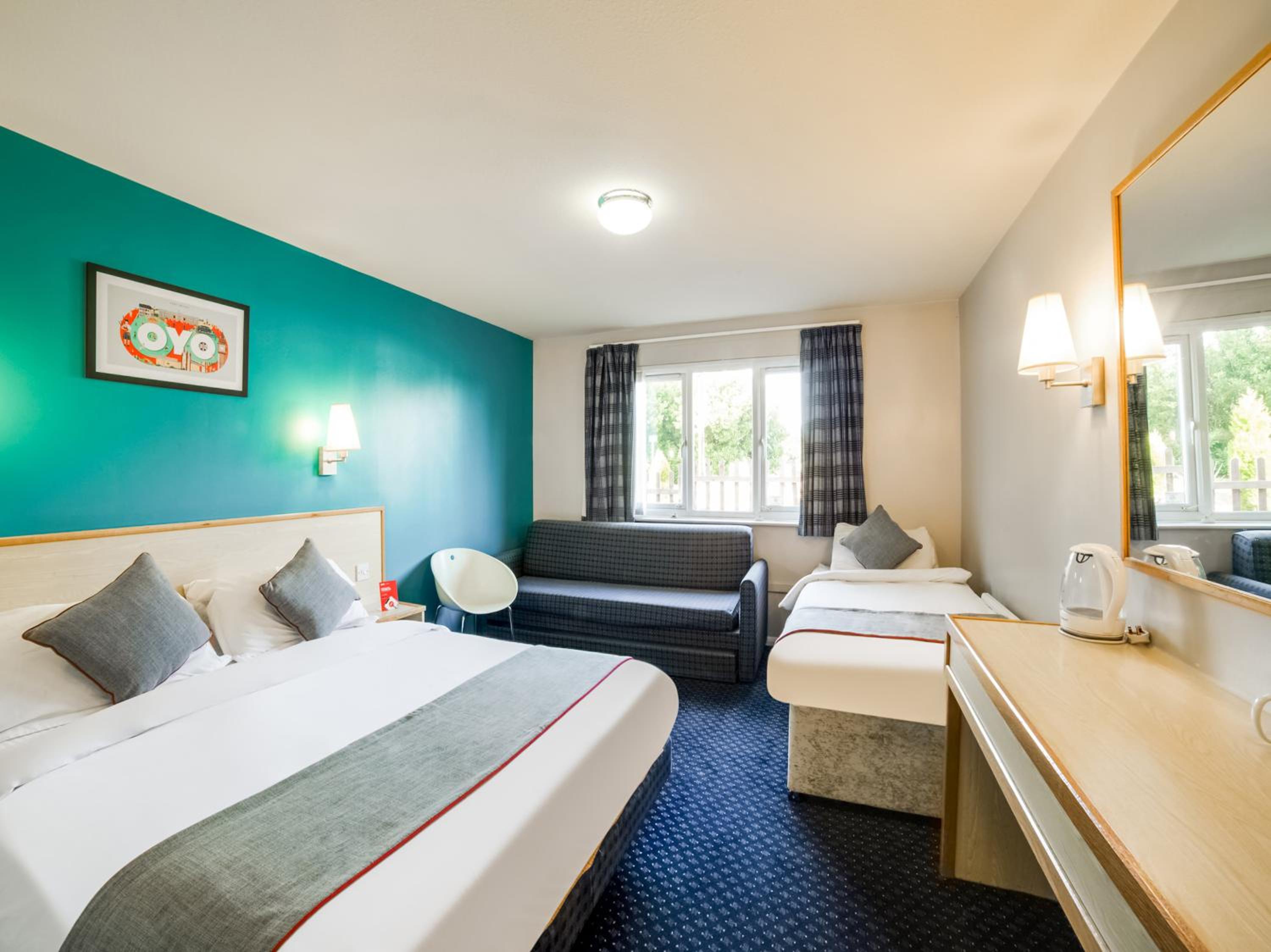 Deluxe Triple Room photo 3