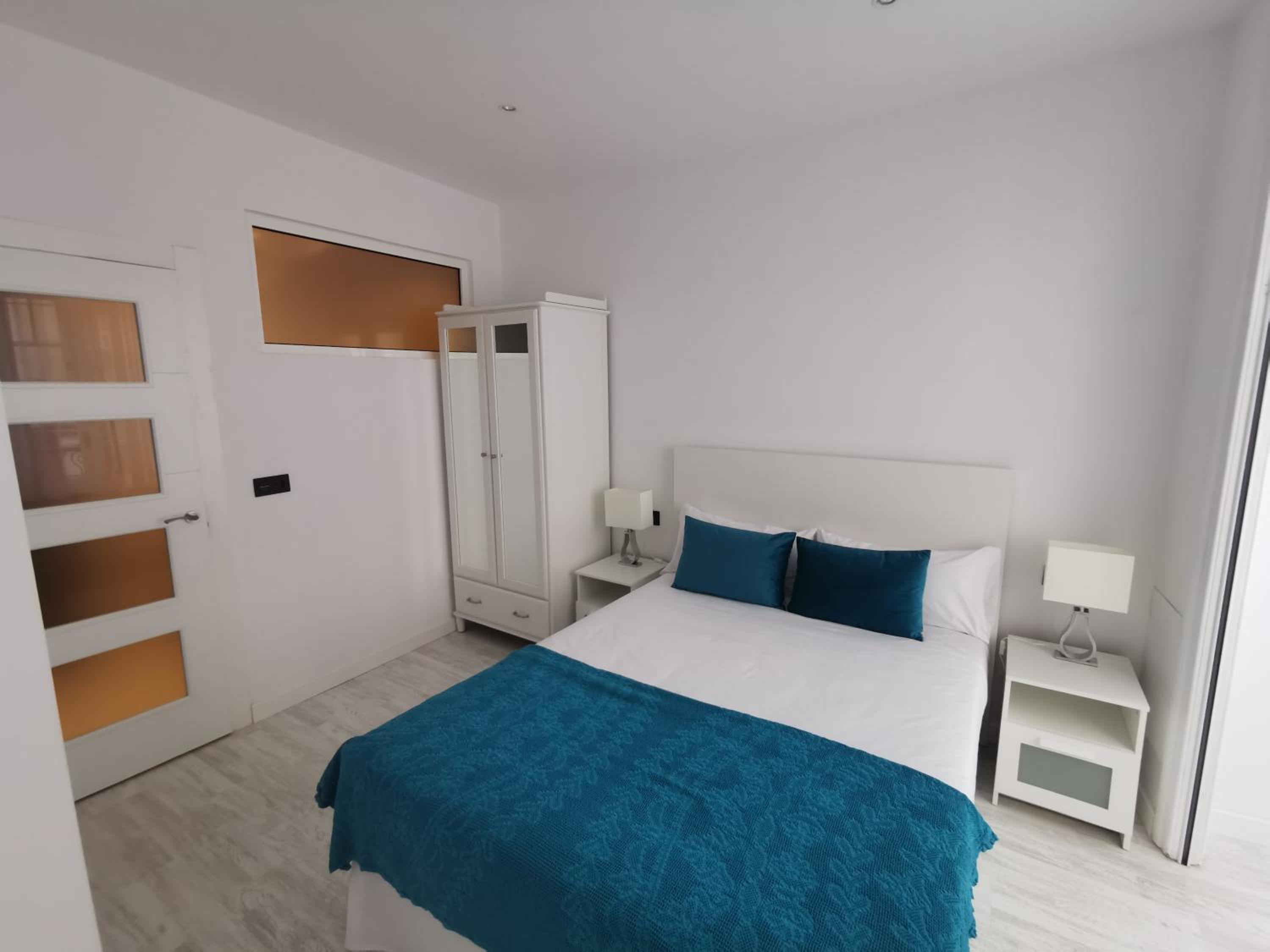 Two-Bedroom Apartment - Photo 3