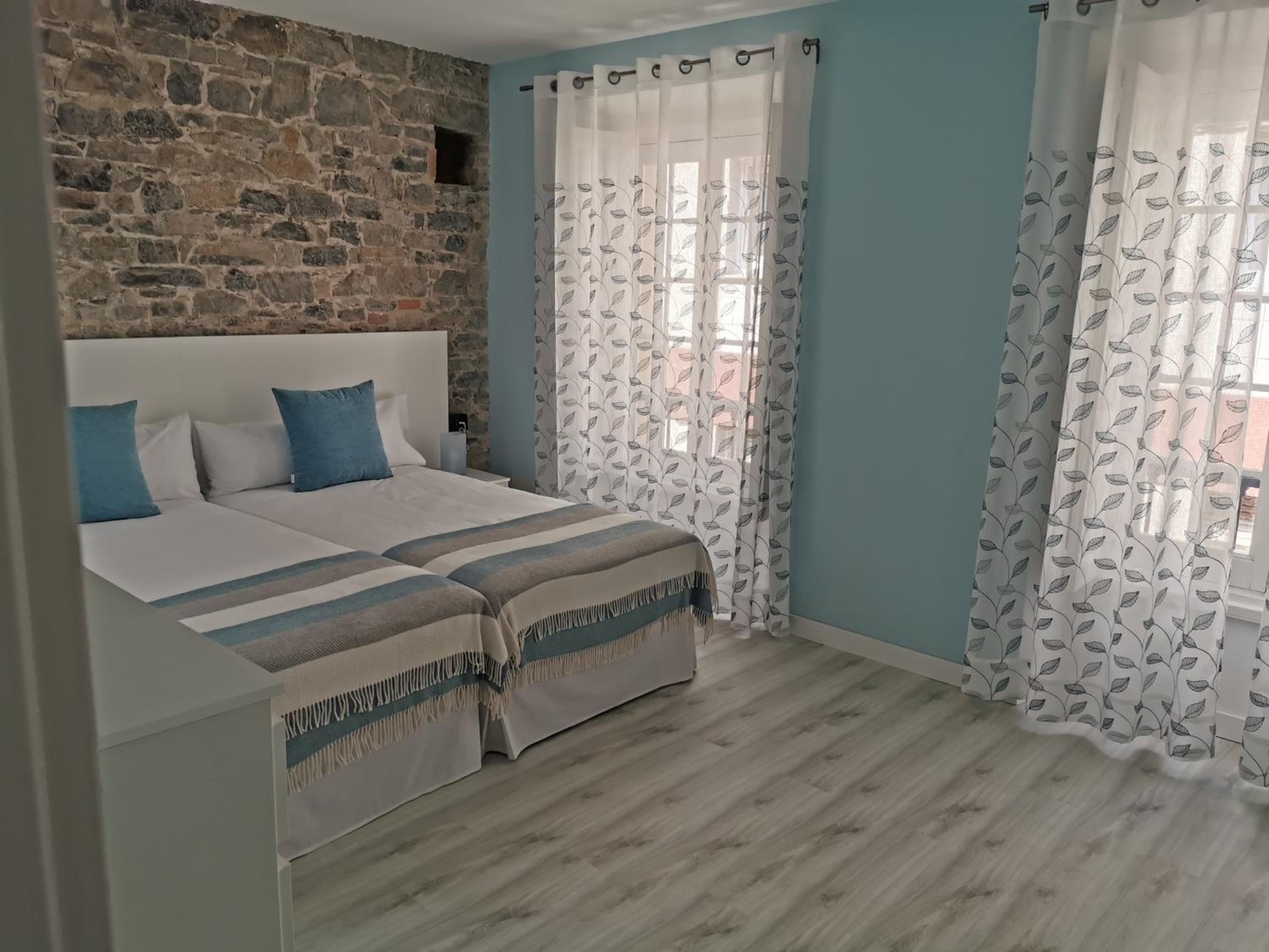 Two-Bedroom Apartment - Photo 13