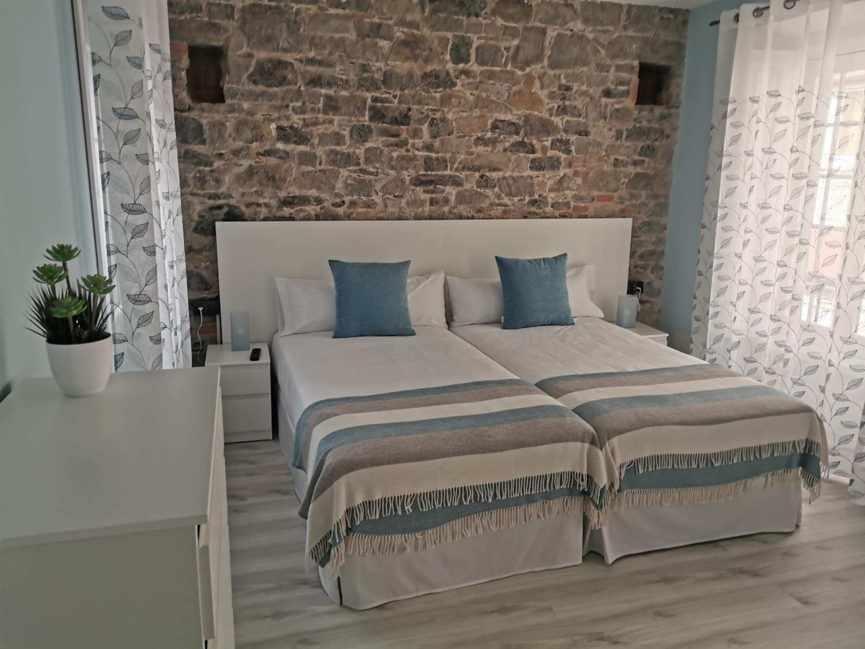 Two-Bedroom Apartment - Photo 14