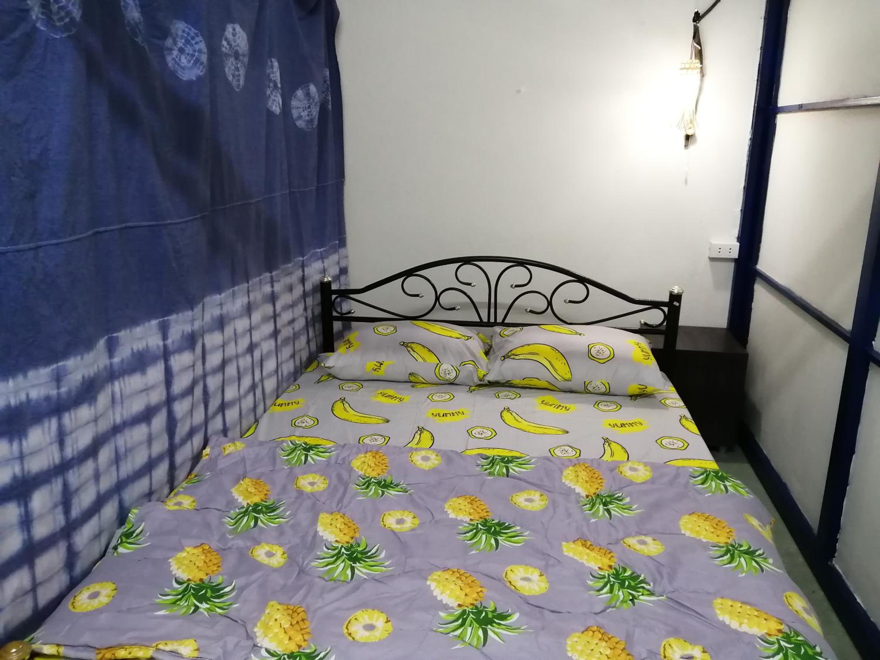 Single Bed In Mixed Dormitory Room photo 3