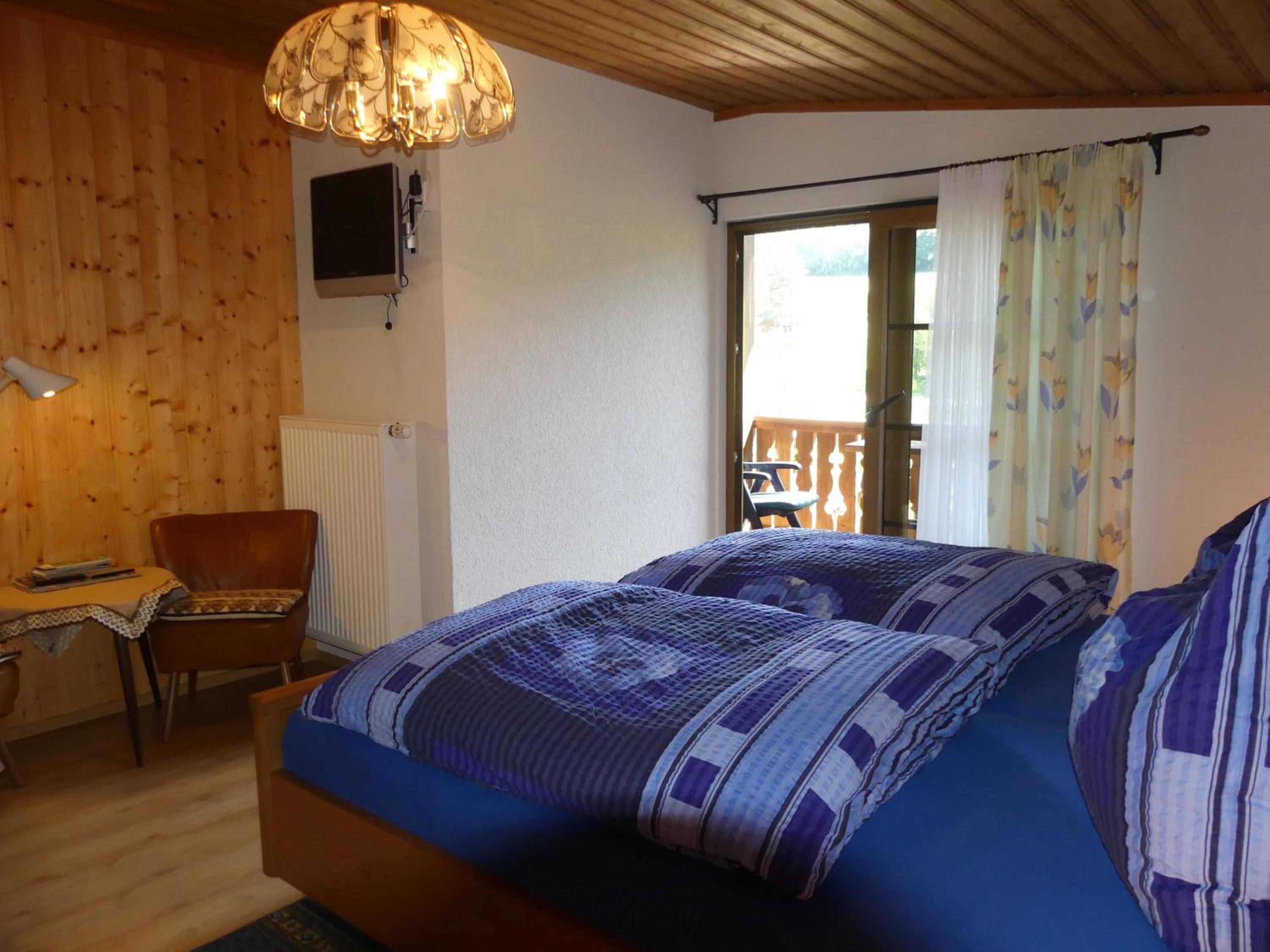 Double Room with Balcony 6 photo 3